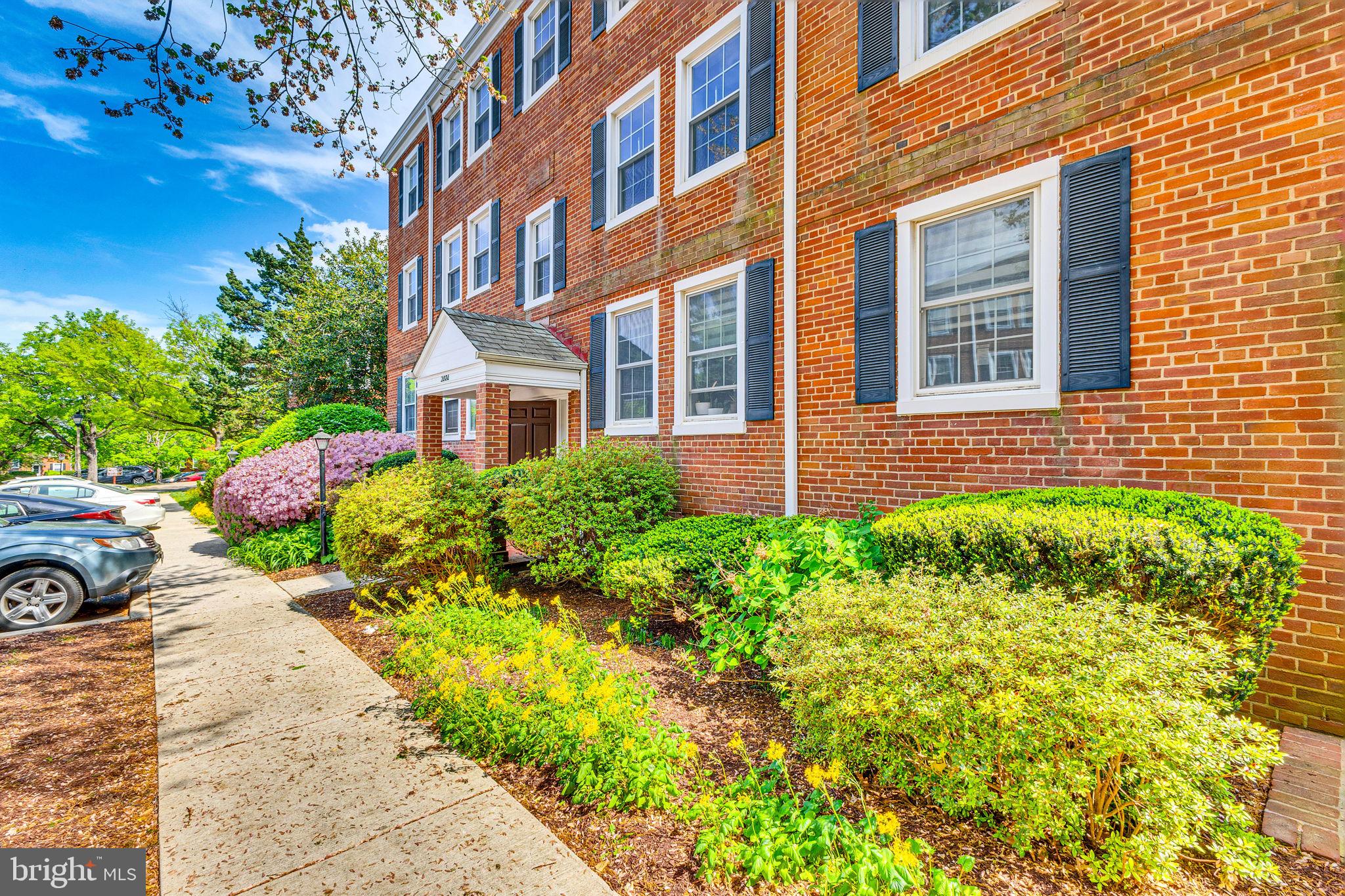 FAIRLINGTON VILLAGES - Residential Lease