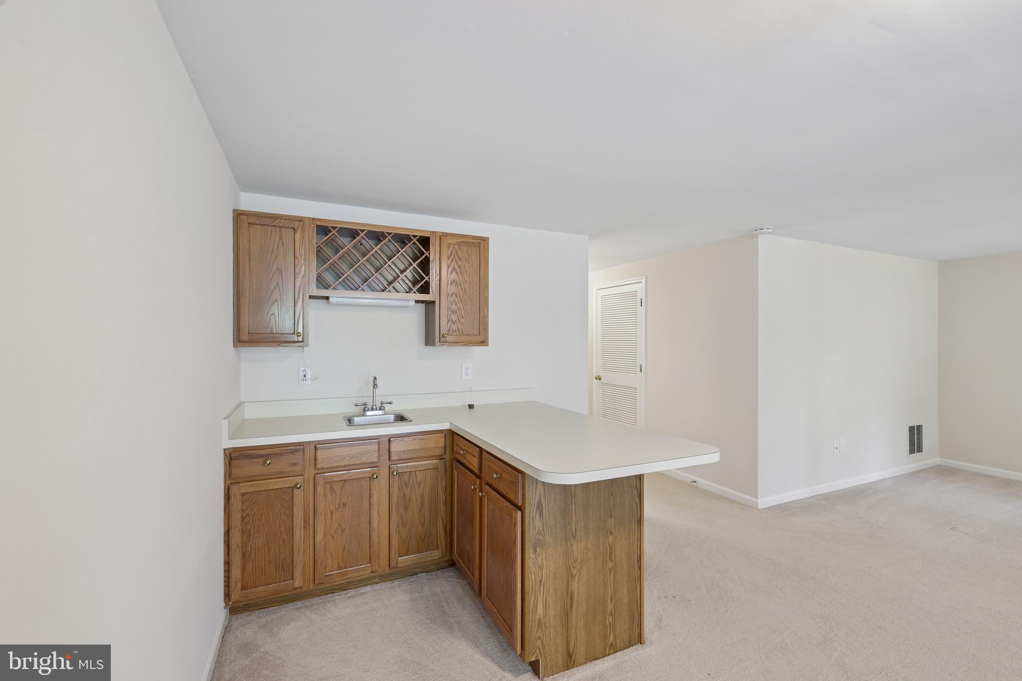 COLLEGE HILLS - Residential