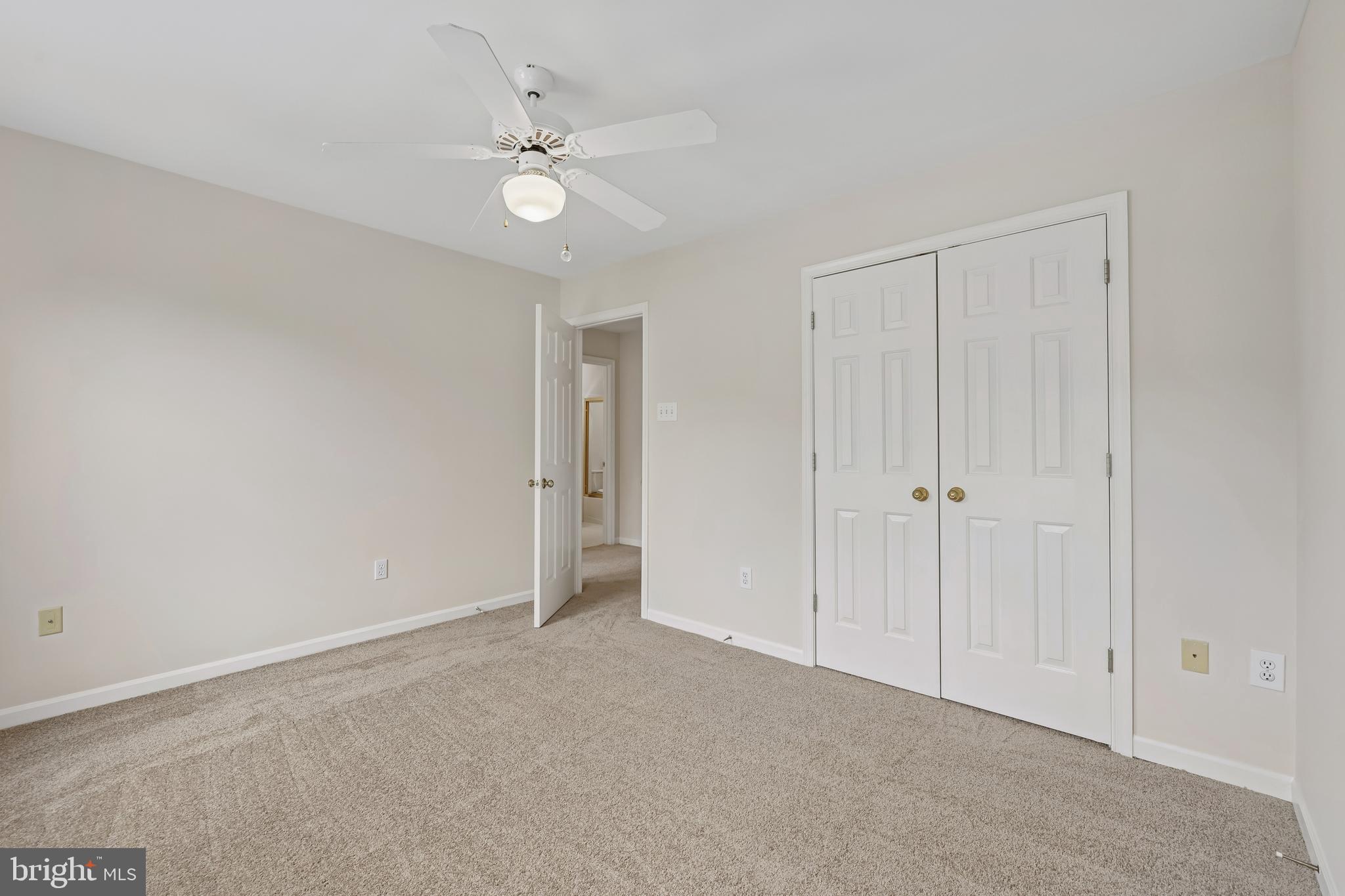COLLEGE HILLS - Residential