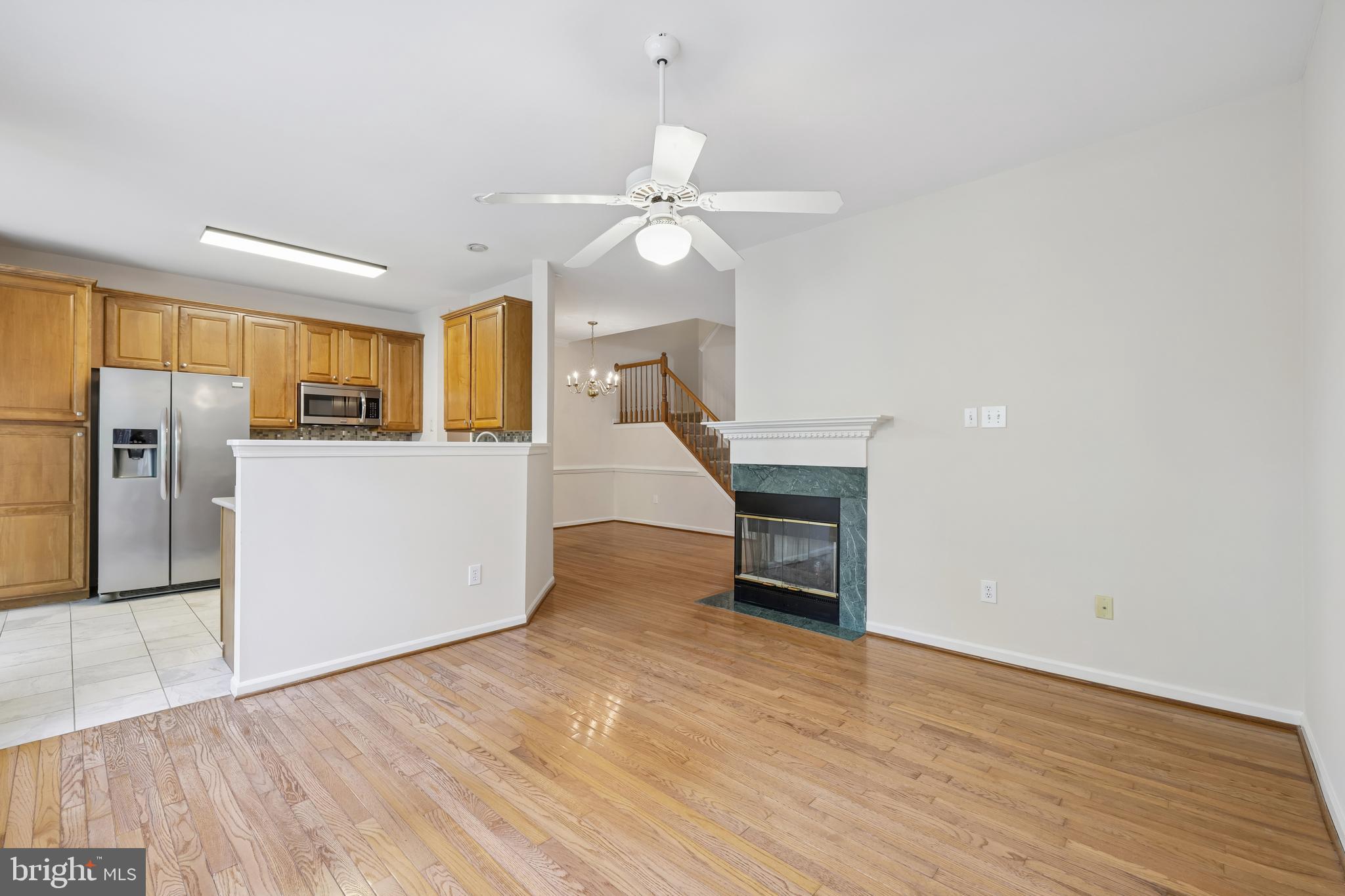 COLLEGE HILLS - Residential