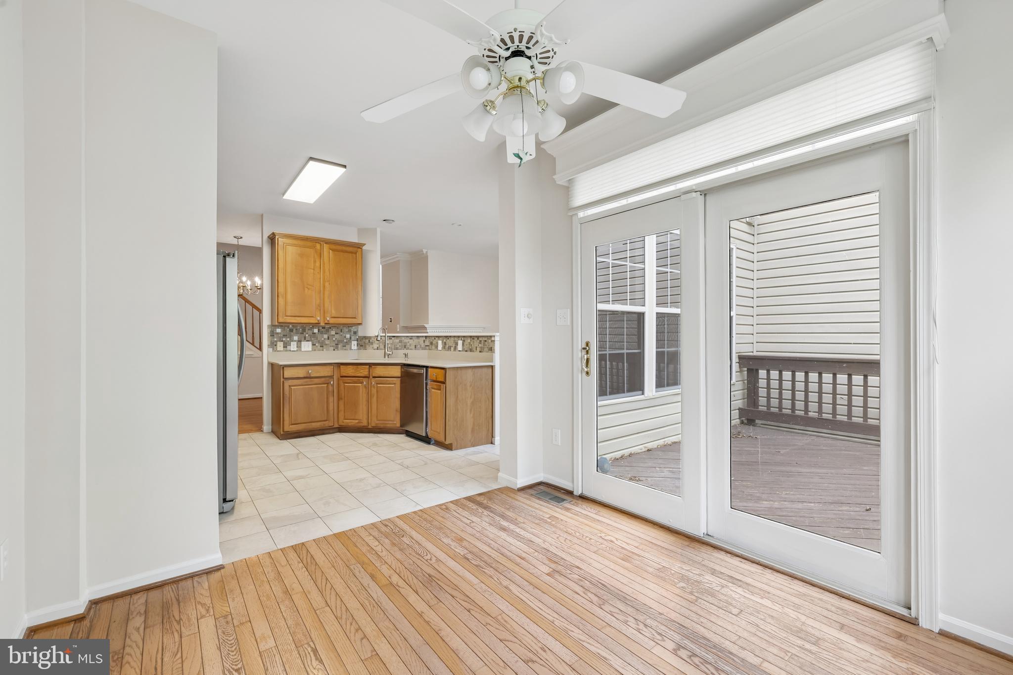 COLLEGE HILLS - Residential