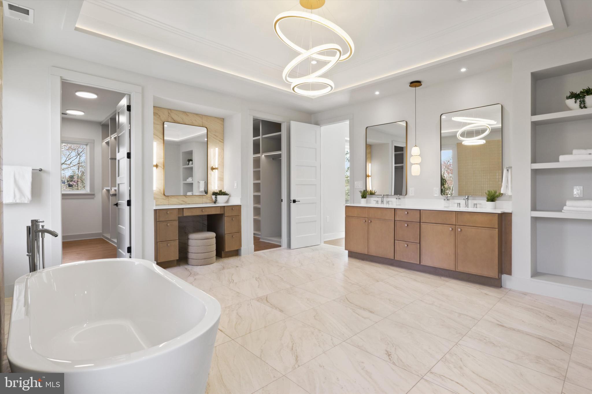 VIENNA WOODS - Residential