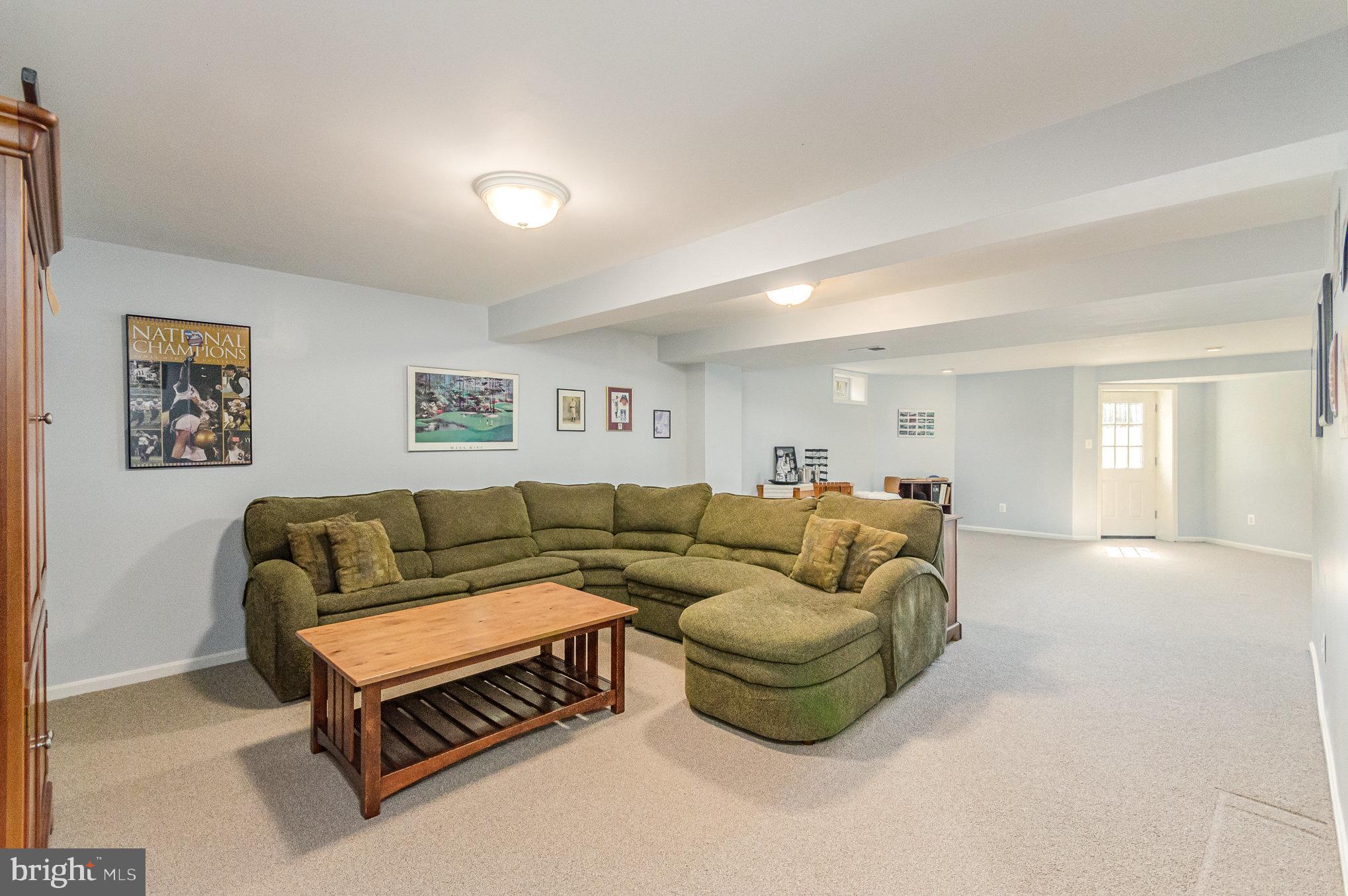 SOUTH RIDING - Residential