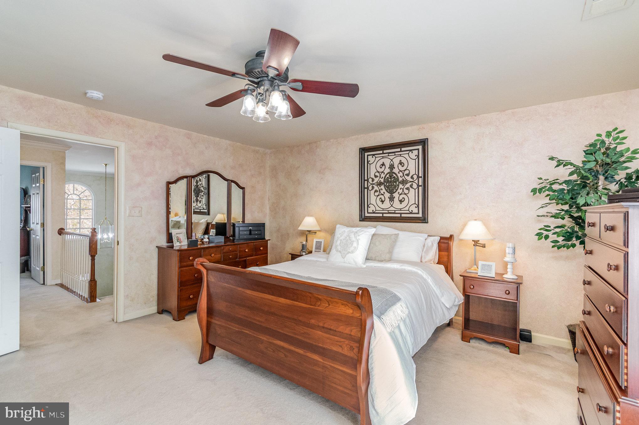 SOUTH RIDING - Residential