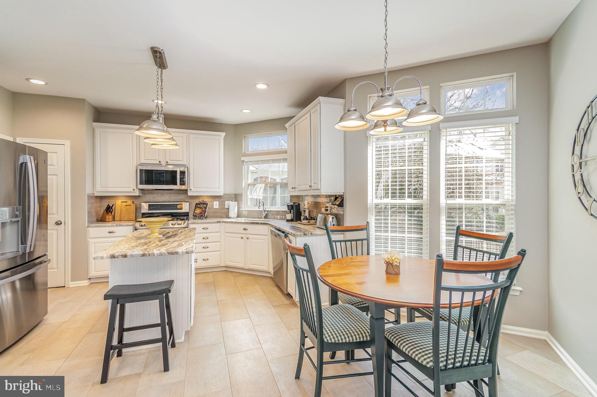 SOUTH RIDING - Residential