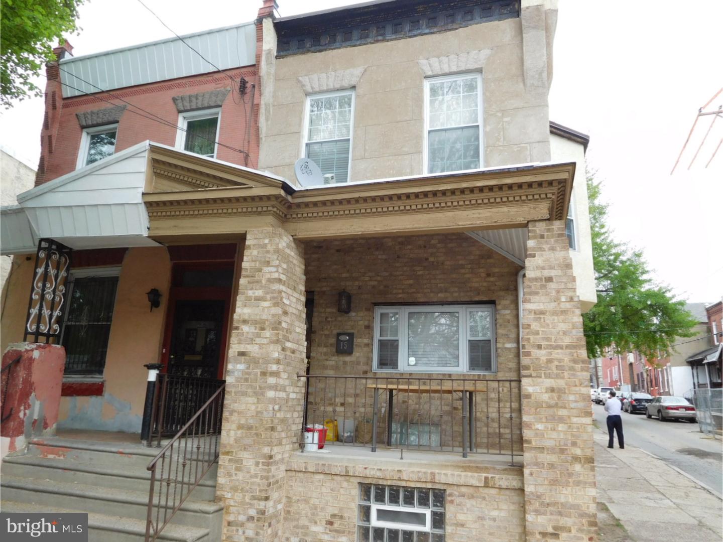 Modern 4 Bedroom with 2 full baths, hardwood floors, granite kitchen, new apppliances. high ceilings and large living space to include C/A, washer/ dryer, alarm and modern kitchen and bath. $2000/month first last and security,  $6000 to move in. Available on July 1st 2016.  Cat or small dog okay  $150 pet deposit is required.