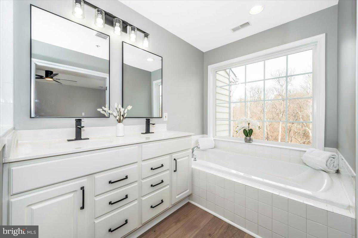WHISPERING CREEK - Residential Lease