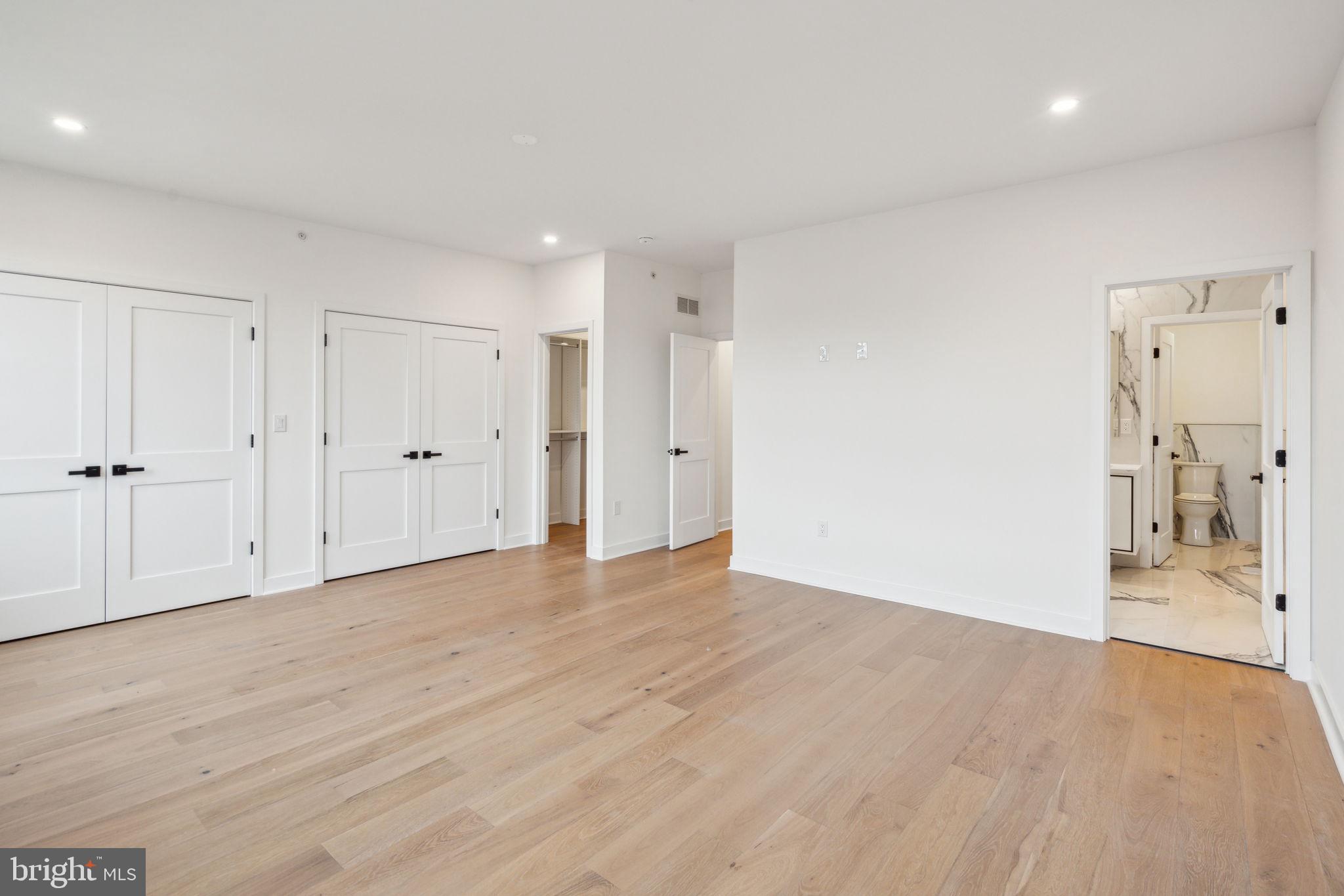 FAIRMOUNT - Residential