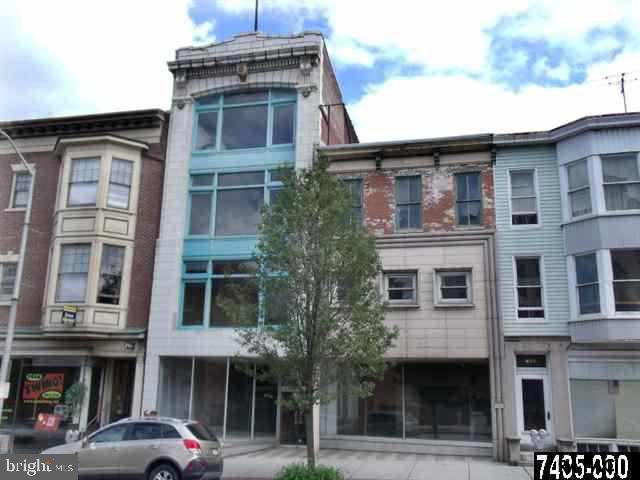 Available Parking:4-car garage + on street