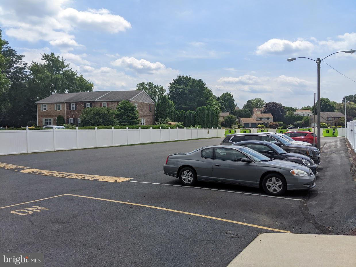 BERKSHIRE ESTATES - Residential Lease