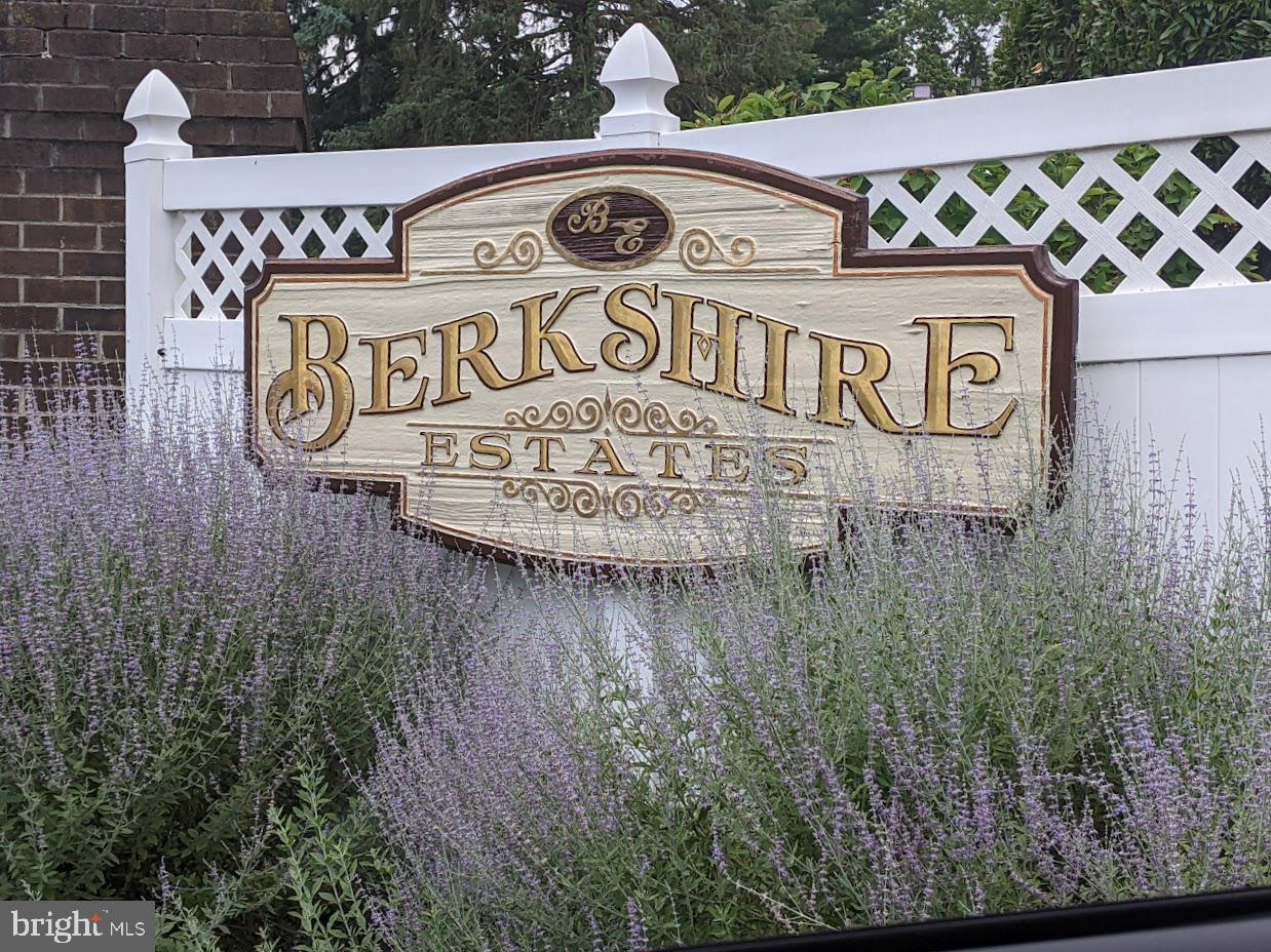 BERKSHIRE ESTATES - Residential Lease