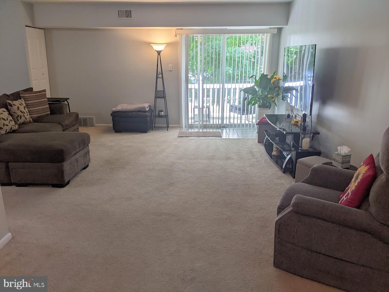 BERKSHIRE ESTATES - Residential Lease