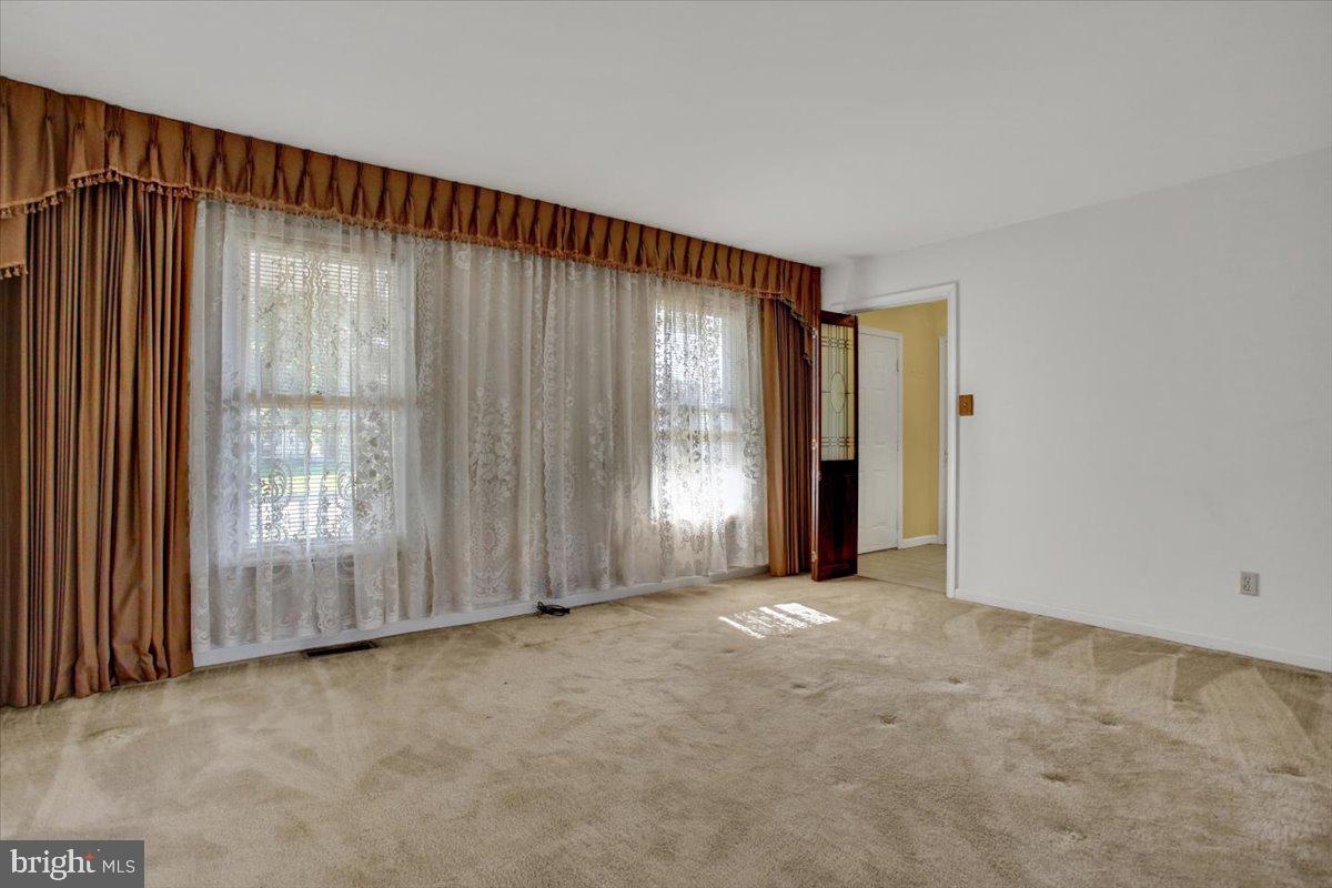 MAIDENCREEK - Residential