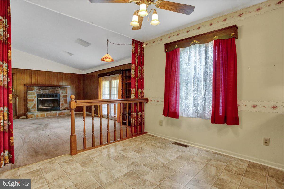 MAIDENCREEK - Residential