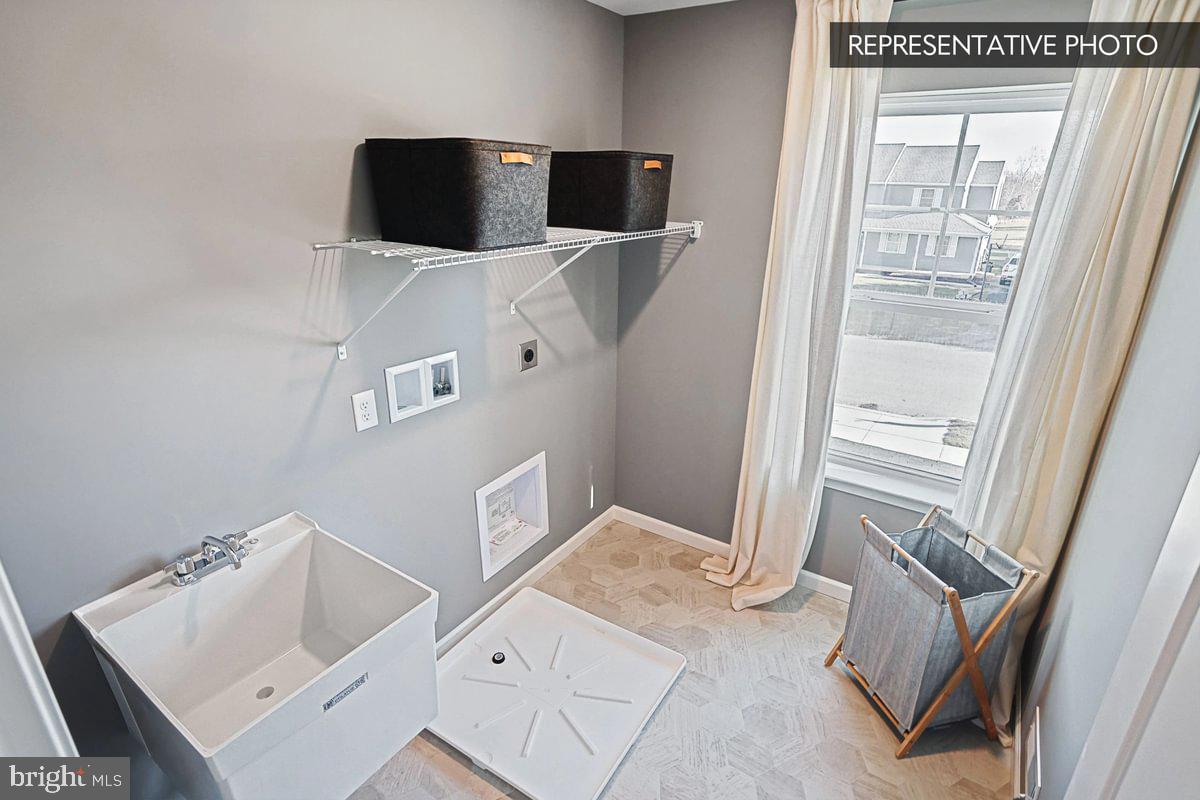 SHADY LANE ESTATES - Residential