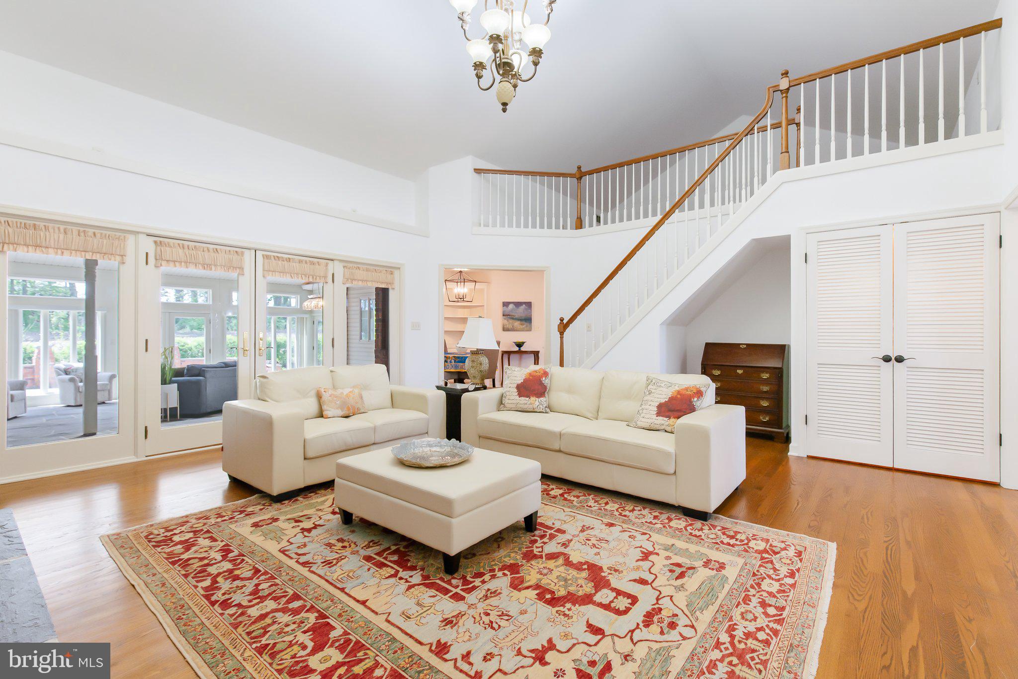 WOODS EDGE - Residential