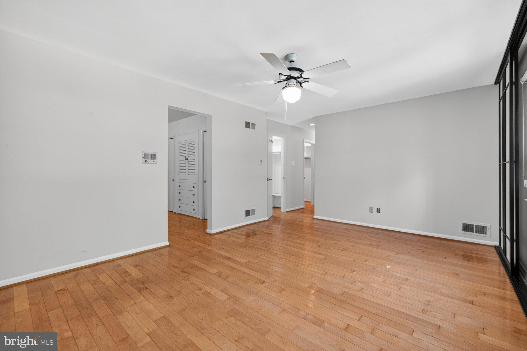 ROLLINGWOOD - Residential