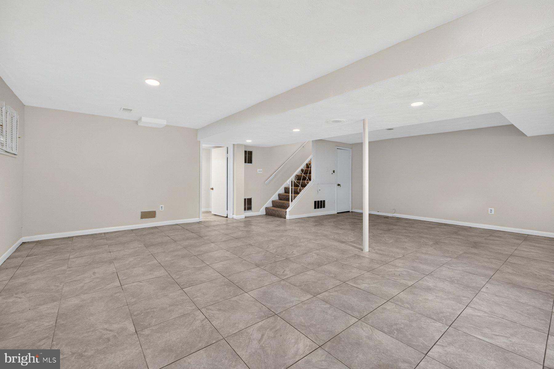 ROLLINGWOOD - Residential