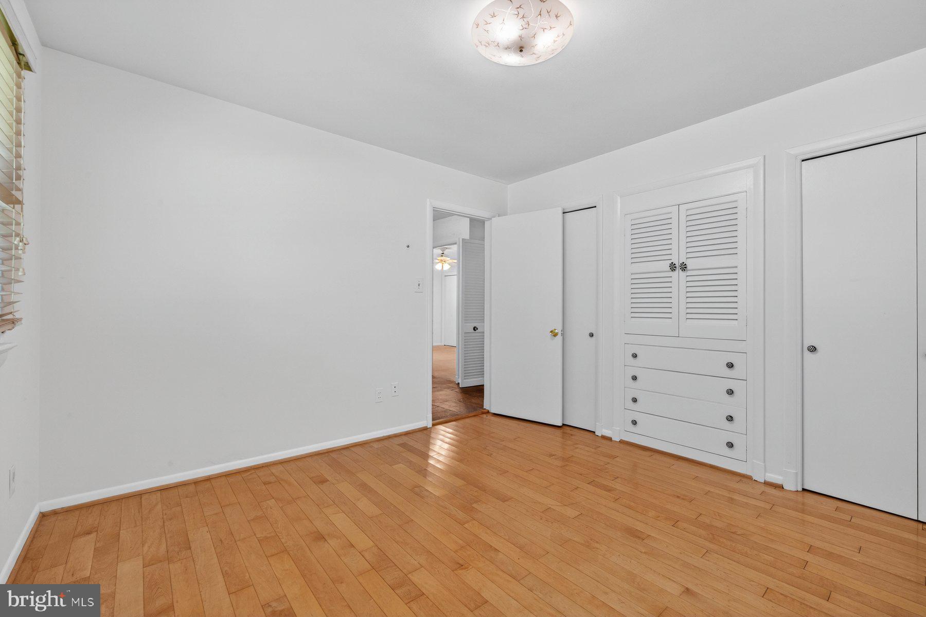 ROLLINGWOOD - Residential