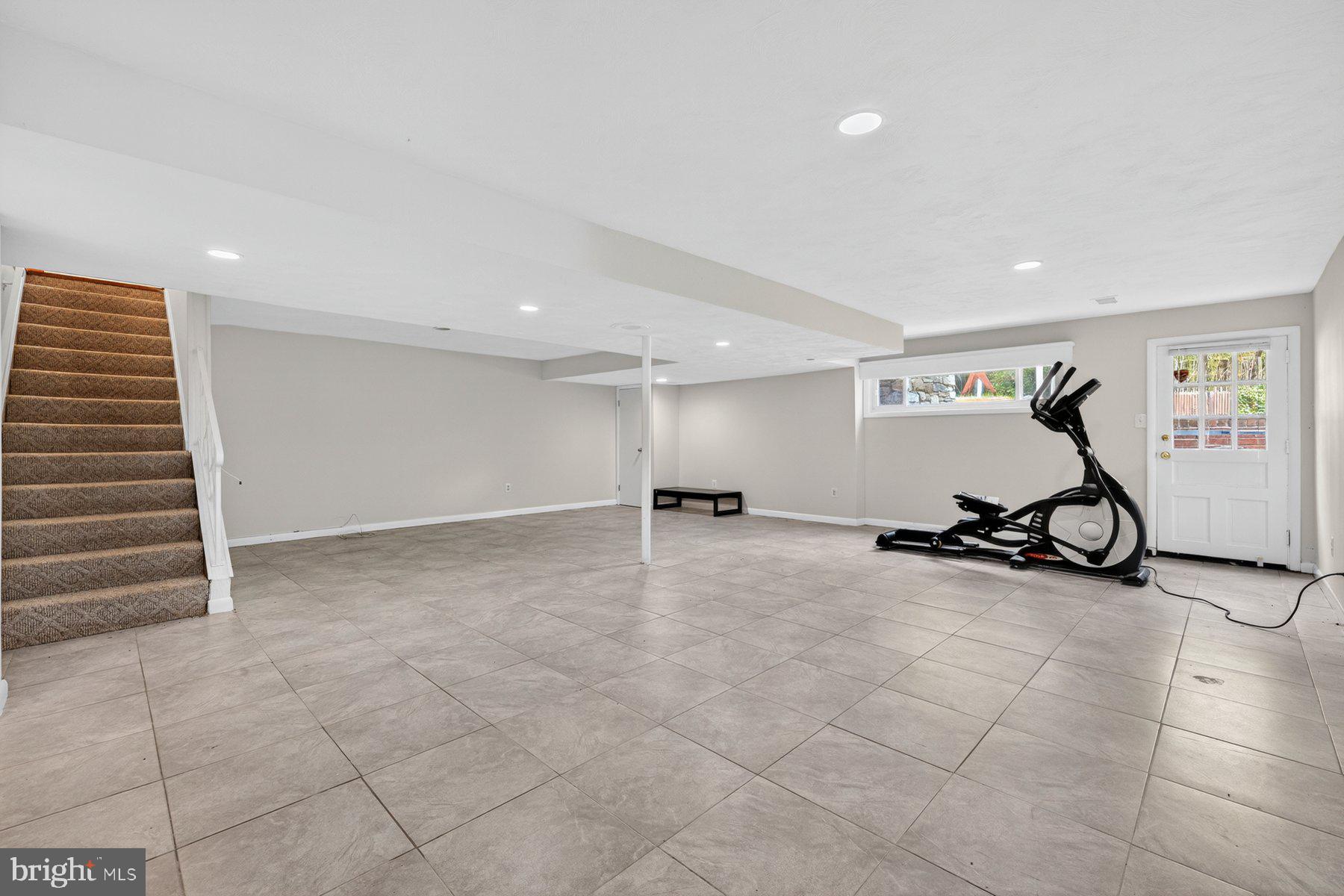 ROLLINGWOOD - Residential