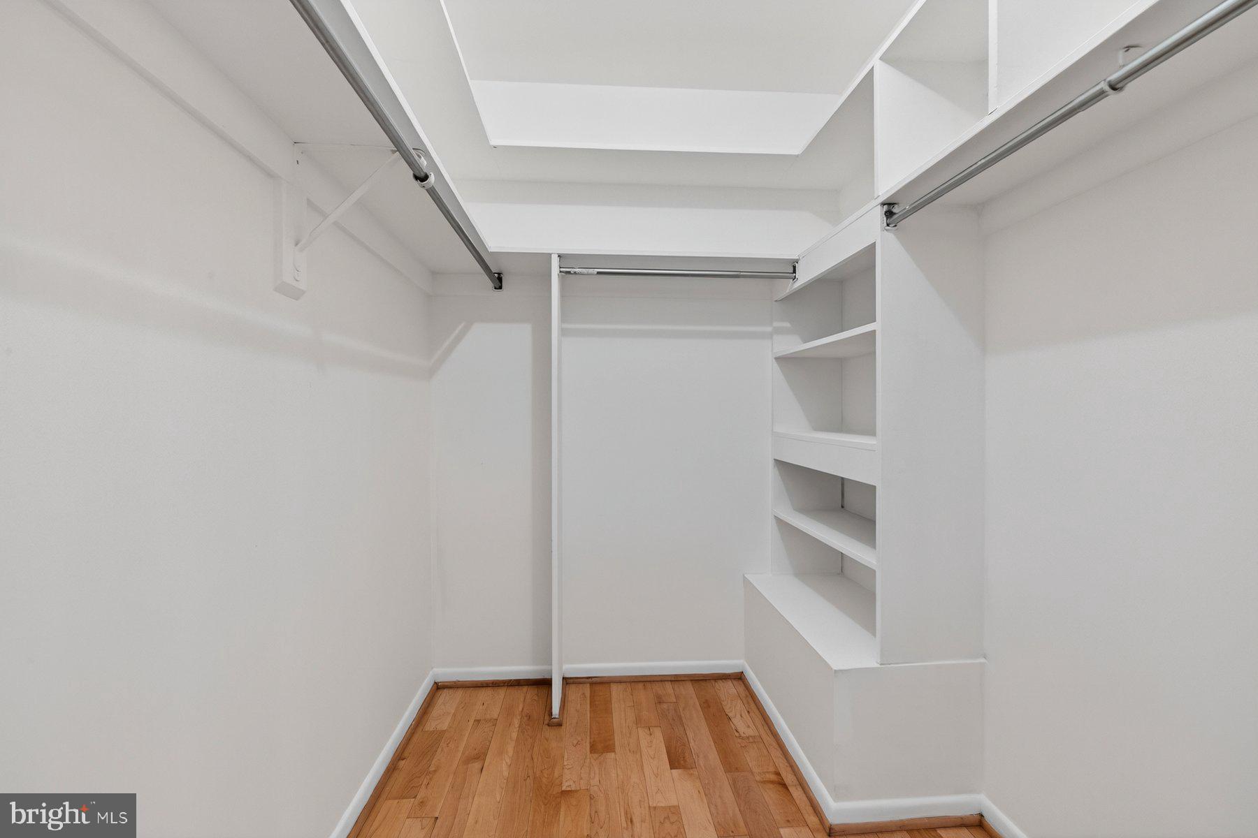 ROLLINGWOOD - Residential