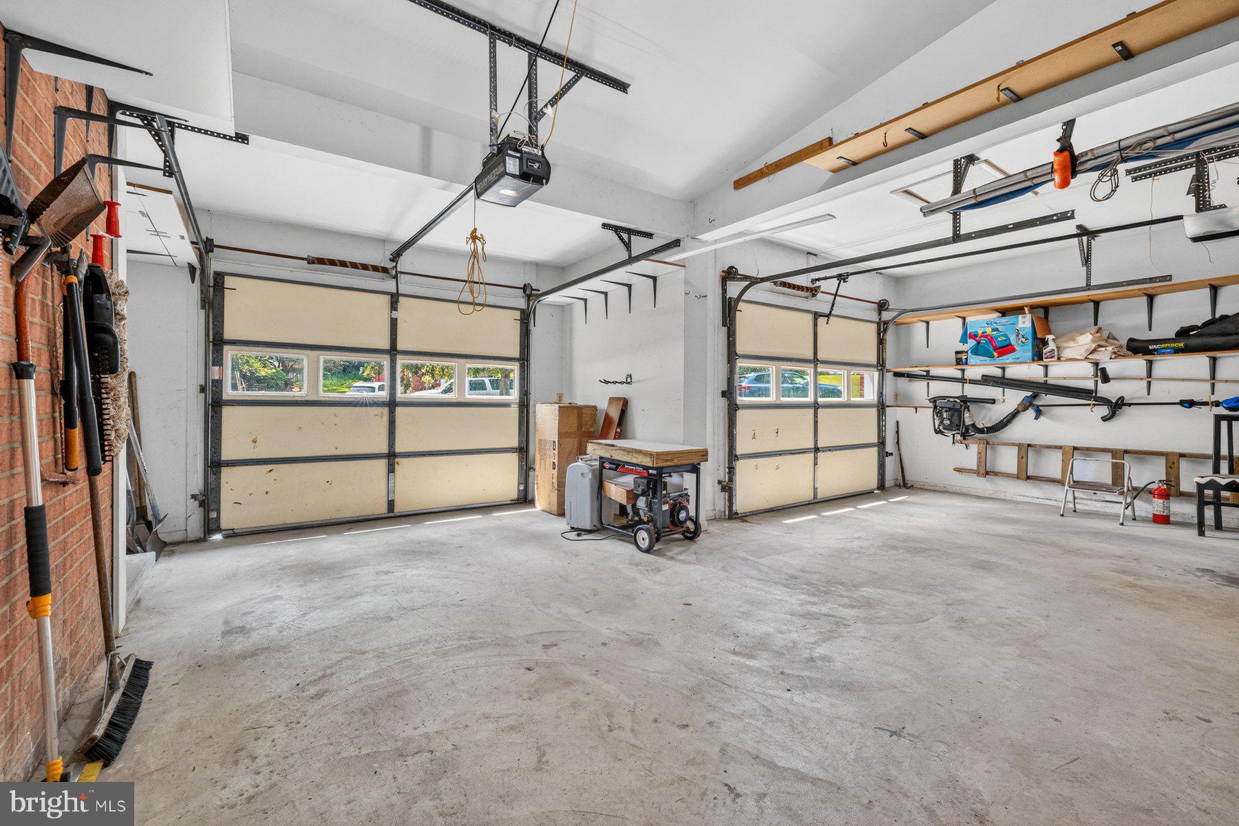 ROLLINGWOOD - Residential