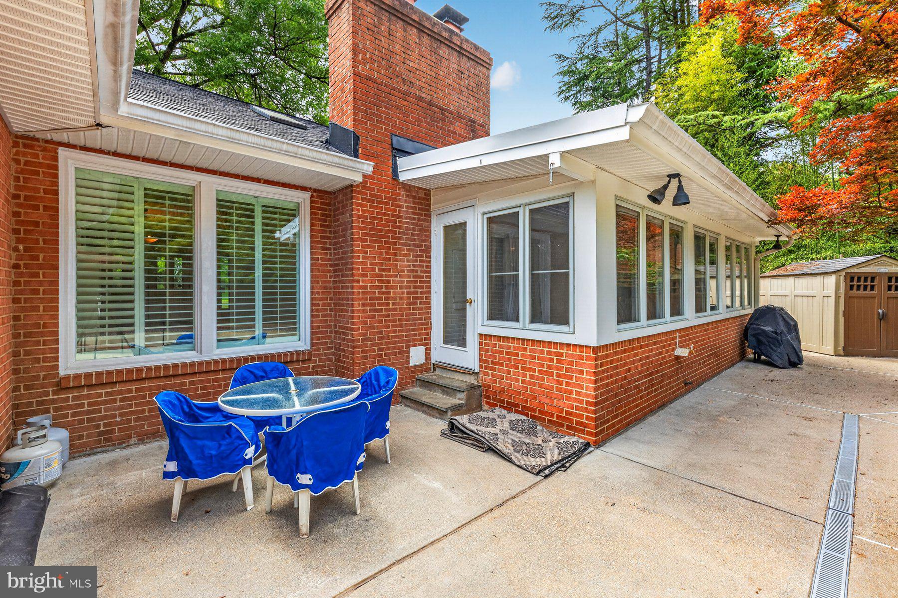 ROLLINGWOOD - Residential