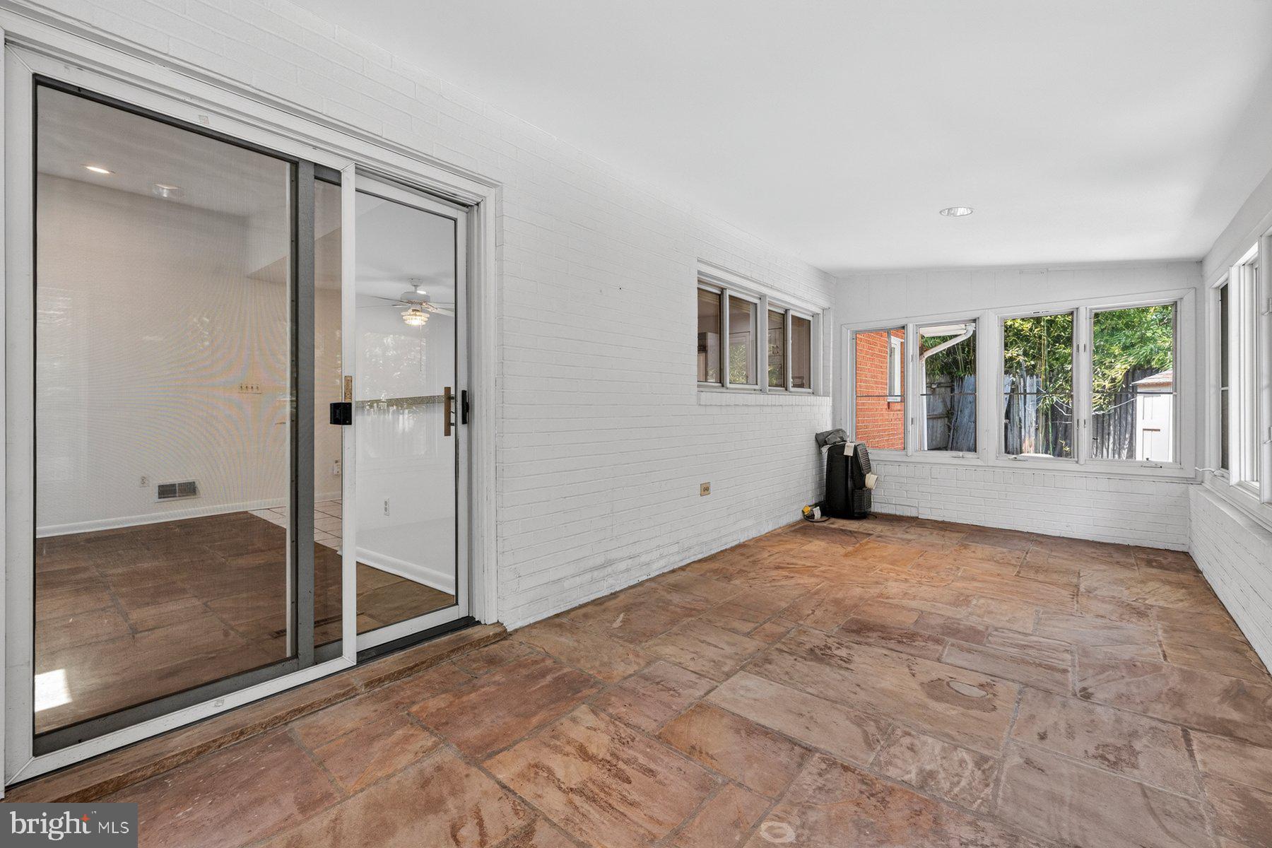 ROLLINGWOOD - Residential