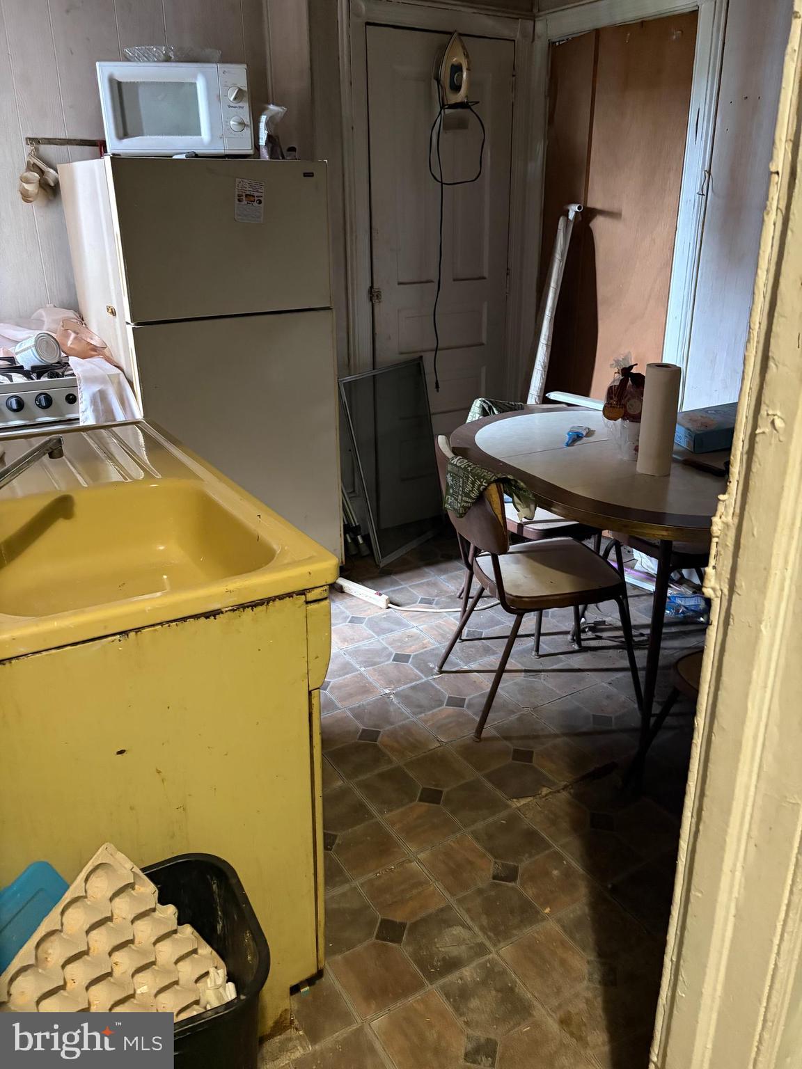 WEST PHILADELPHIA - Residential