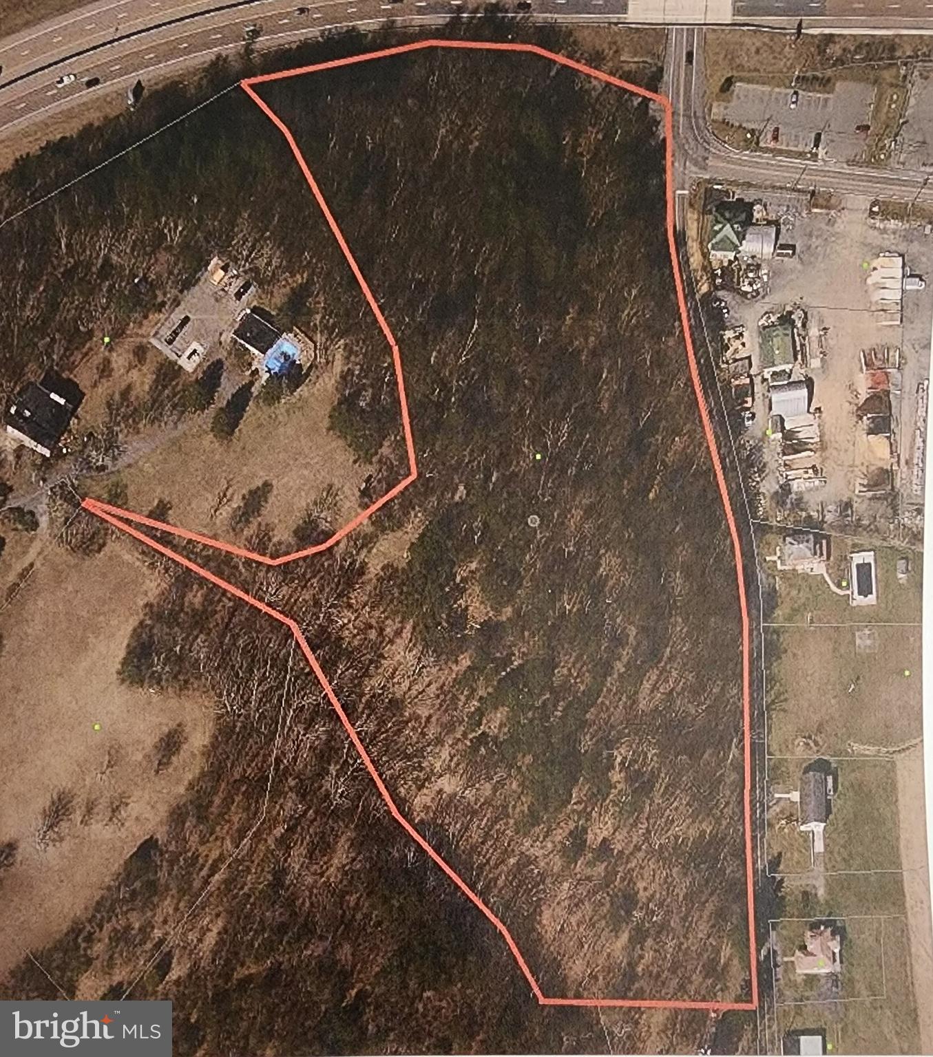 8.99 acres outside of Cumberland City Limits. Access to Interstate 68 is just around the corner. Close to the hospital and all other amenities. Public water, sewer and electic are already on site as there was a previous dwelling that was torn down and removed. Could offer even more possibilities if buyer works with the County to convert to have zoned for commercial use.
