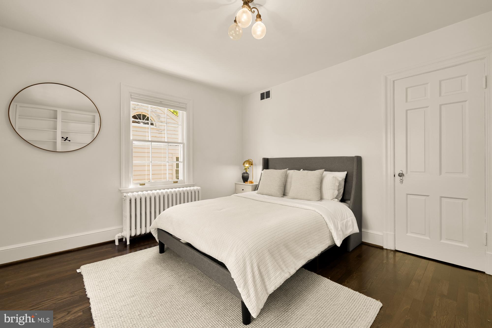 CHEVY CHASE - Residential