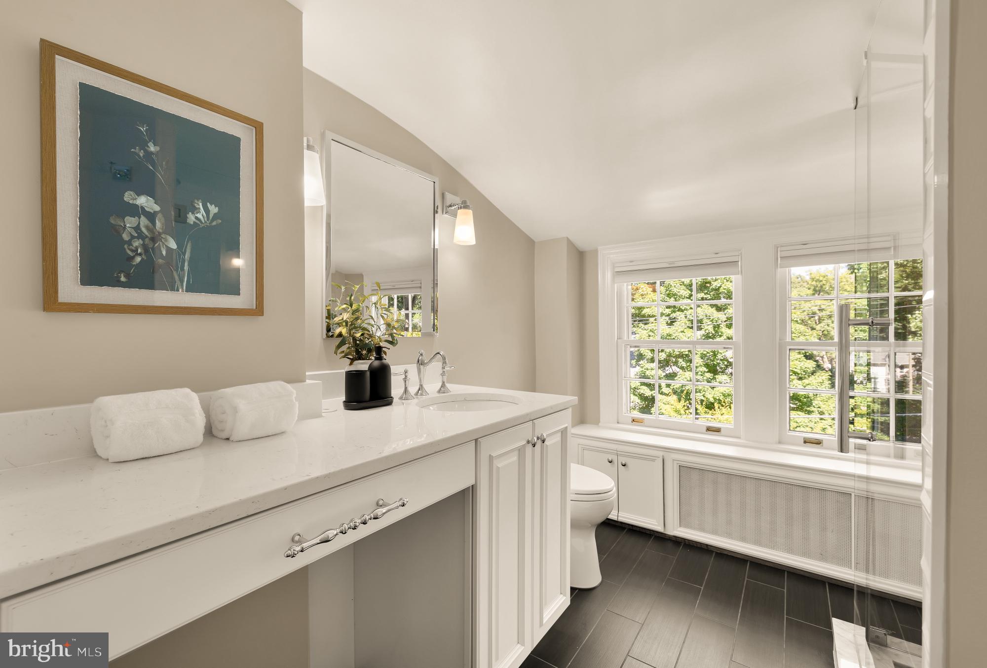 CHEVY CHASE - Residential