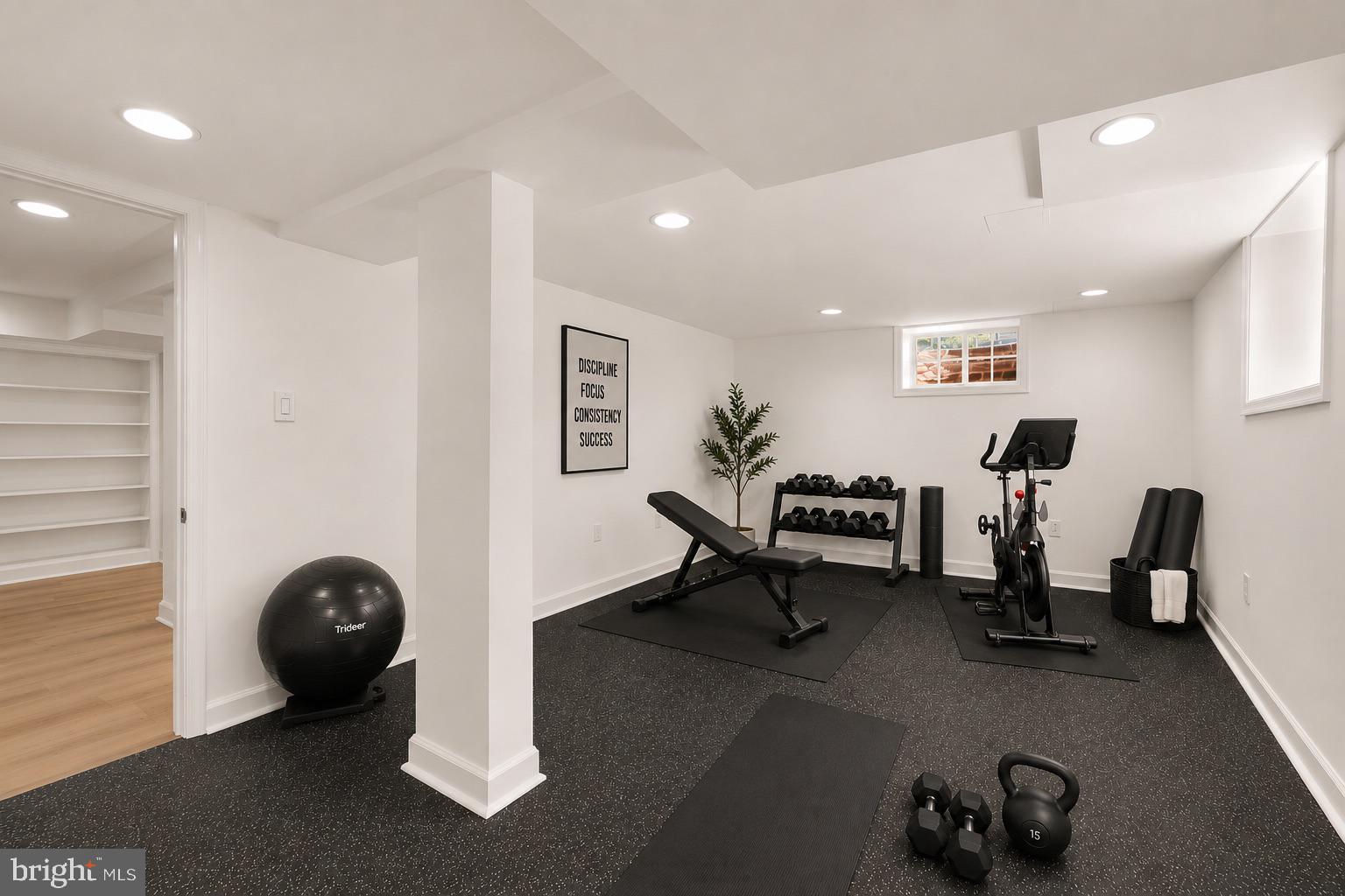 CHEVY CHASE - Residential