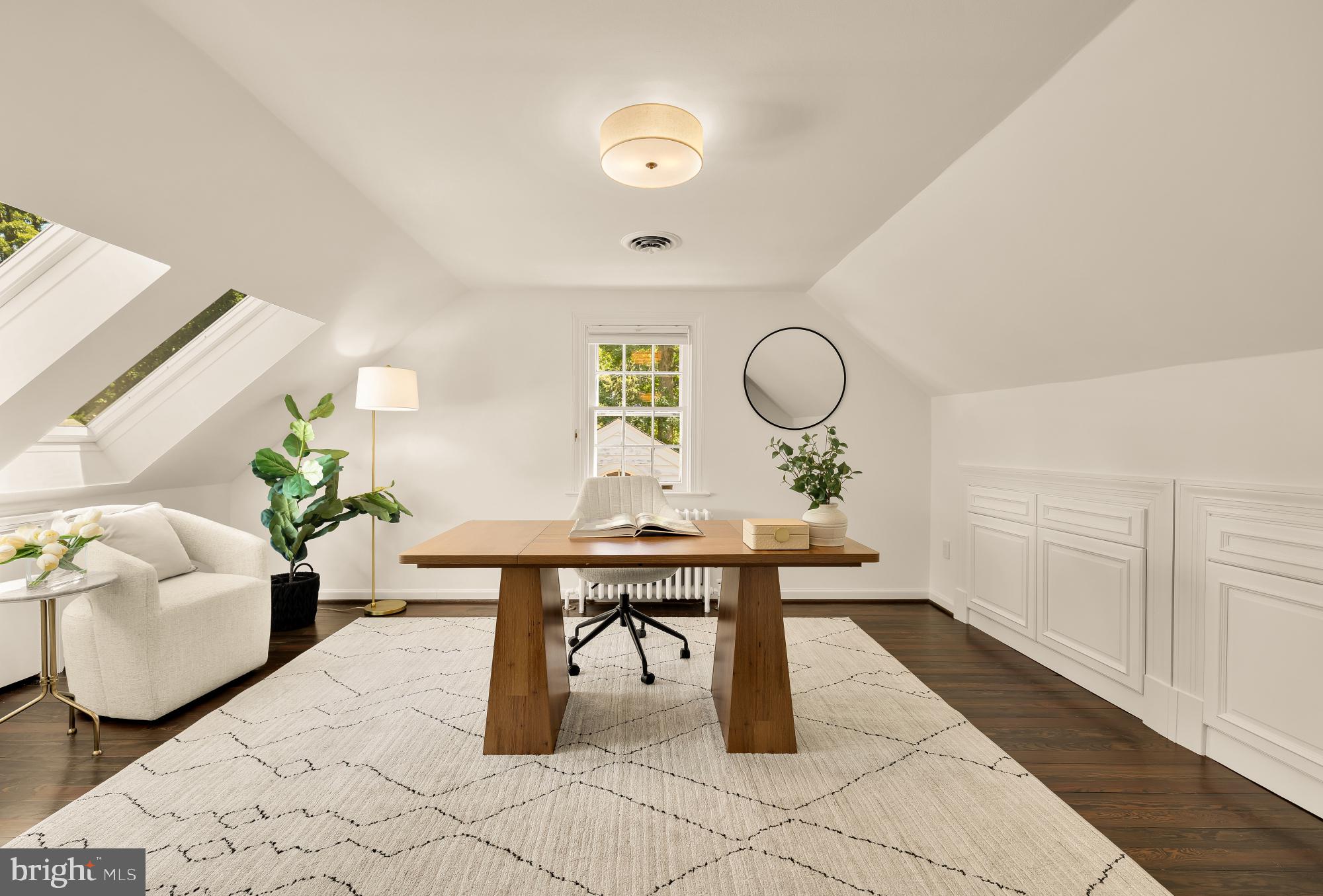 CHEVY CHASE - Residential