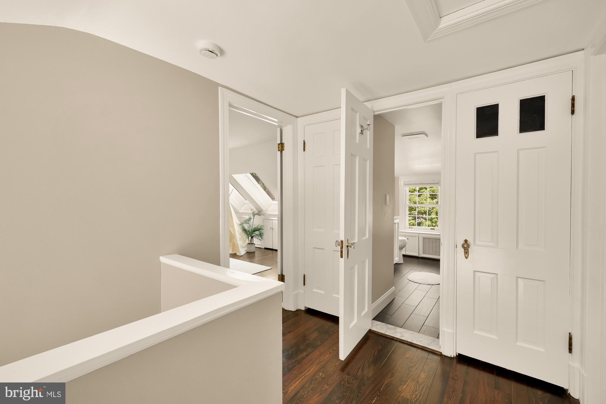 CHEVY CHASE - Residential