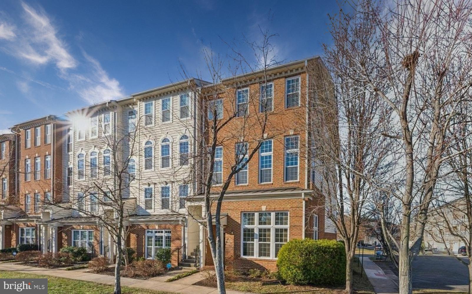 AMBER SPRING CONDOMINIUMS - Residential Lease