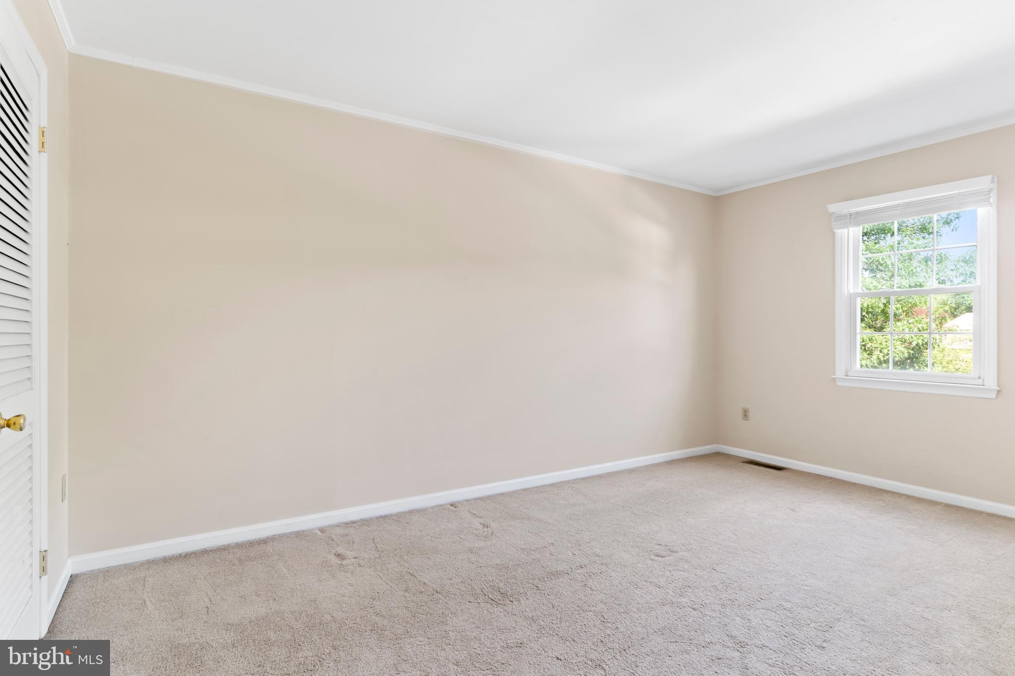 CUMBERLAND COURT APARTMENTS - Residential