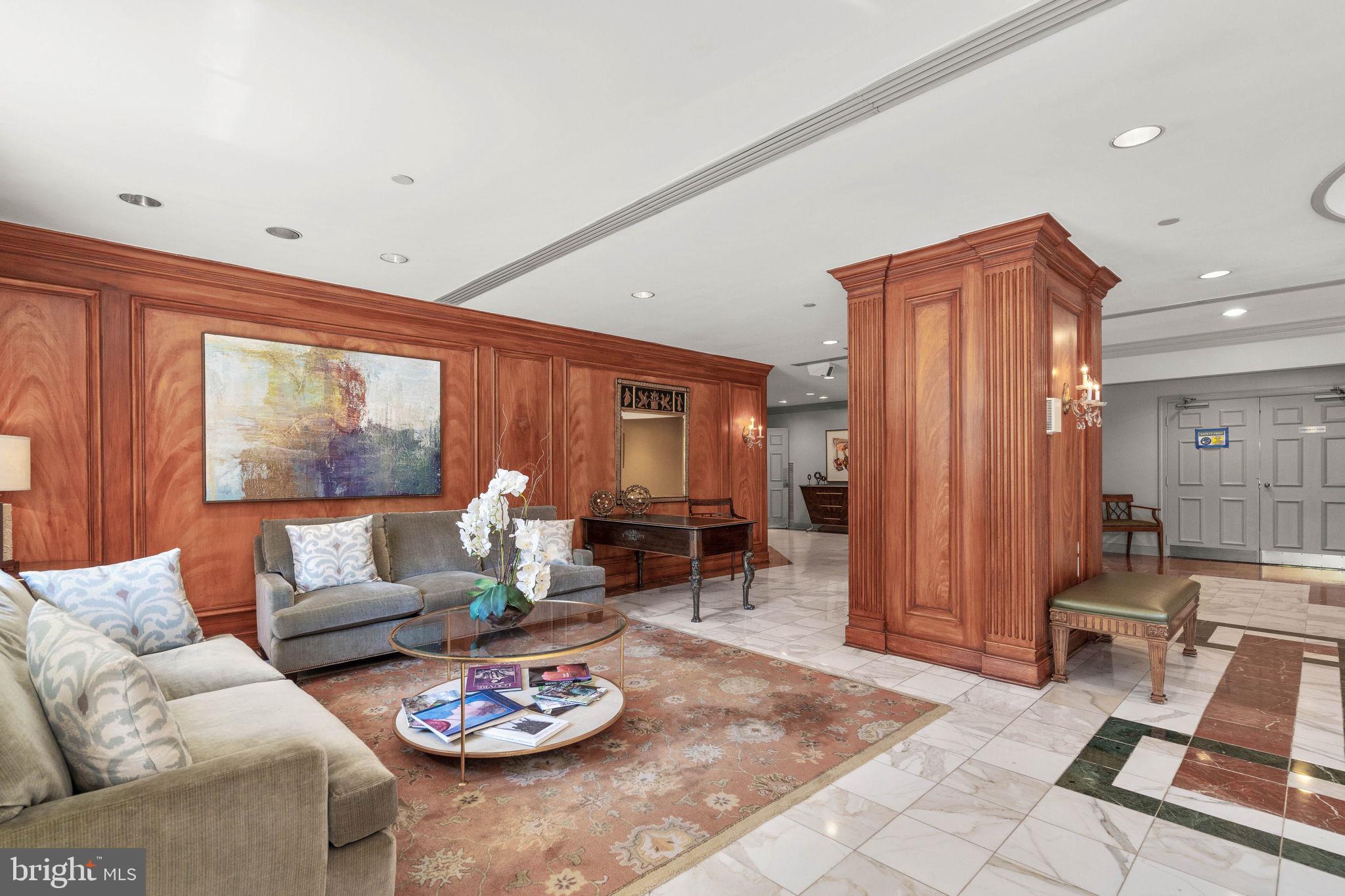 WHITLEY PARK CONDOMINIUM - Residential