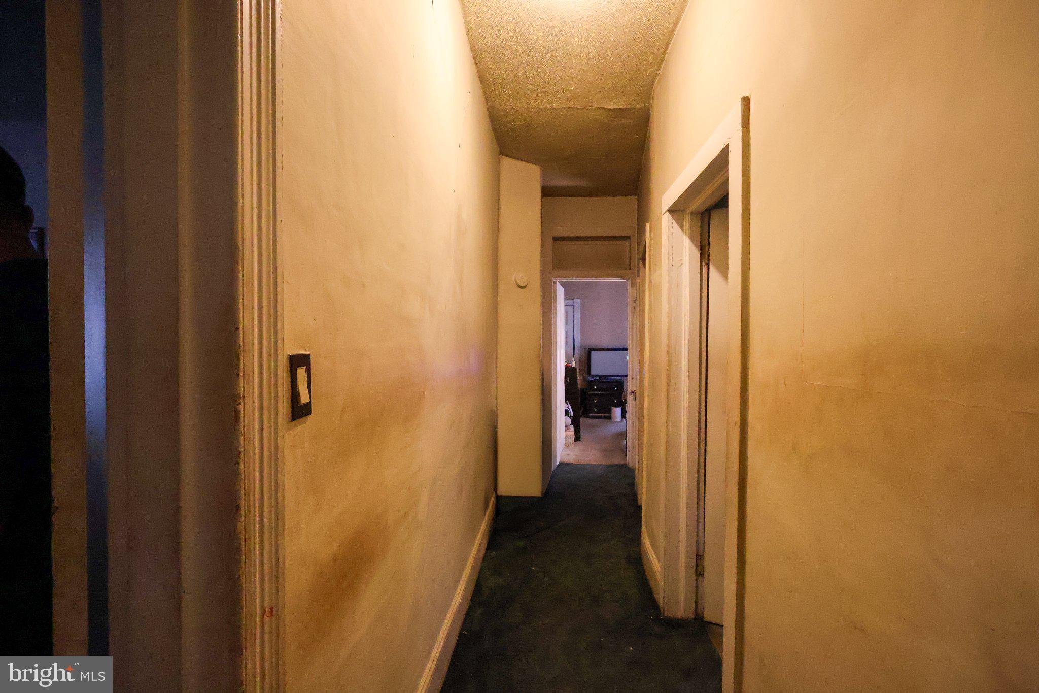 NEWTOWN - Residential