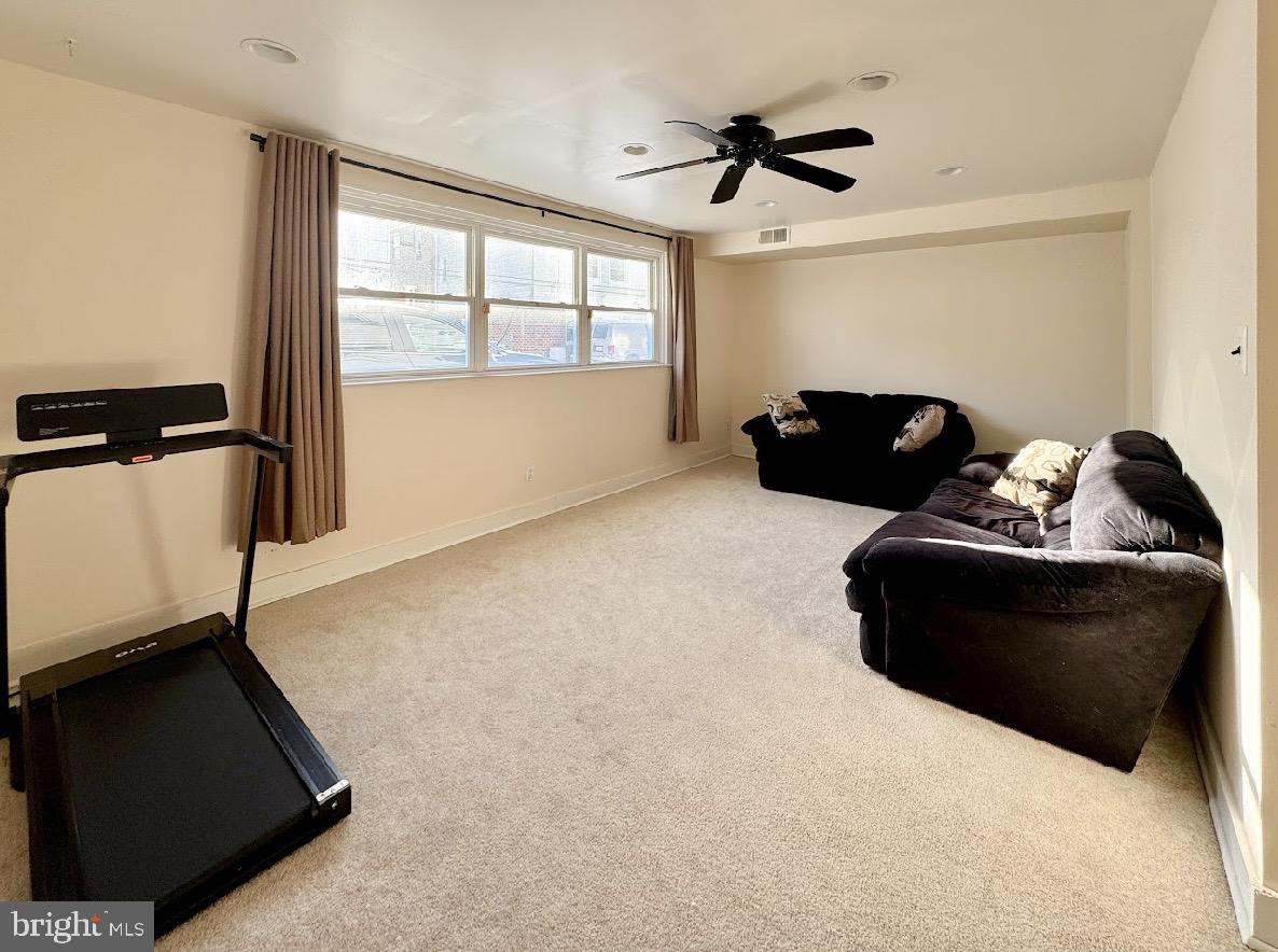 BELLS CORNER - Residential