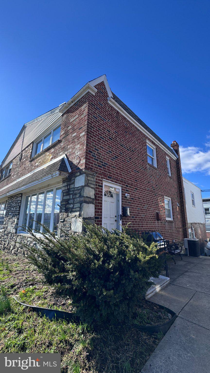 BELLS CORNER - Residential