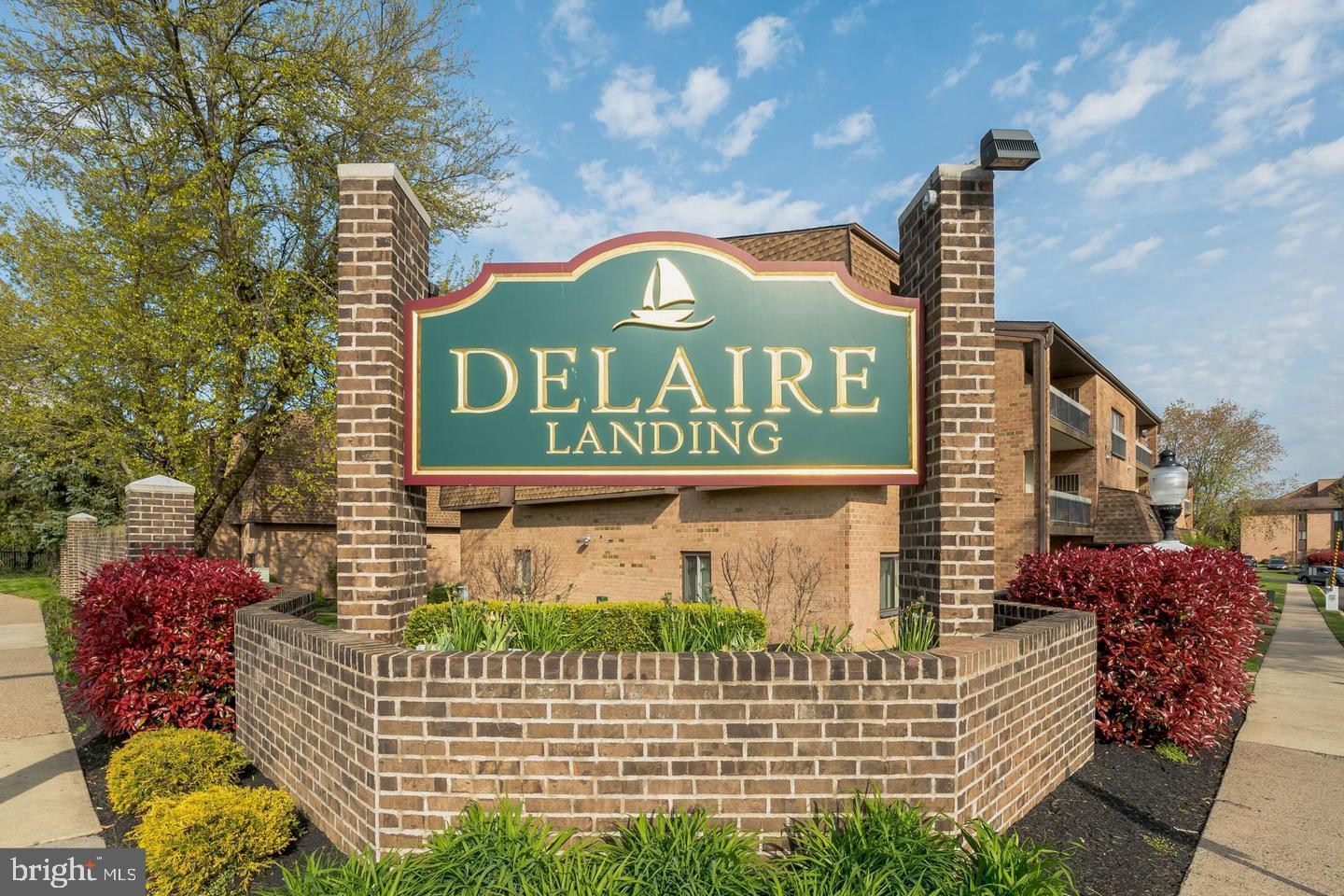 DELAIRE LANDING - Residential