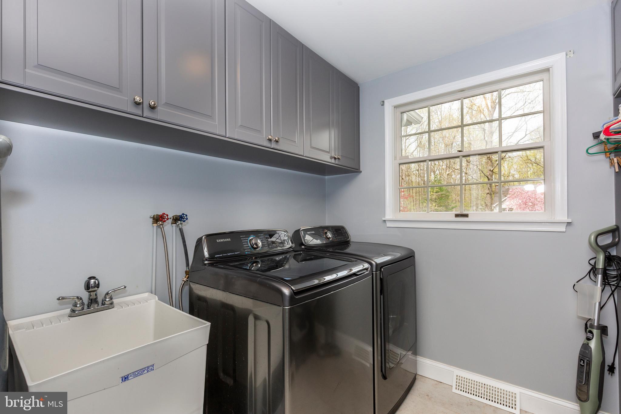 SPRINGMOUNT ESTATES - Residential