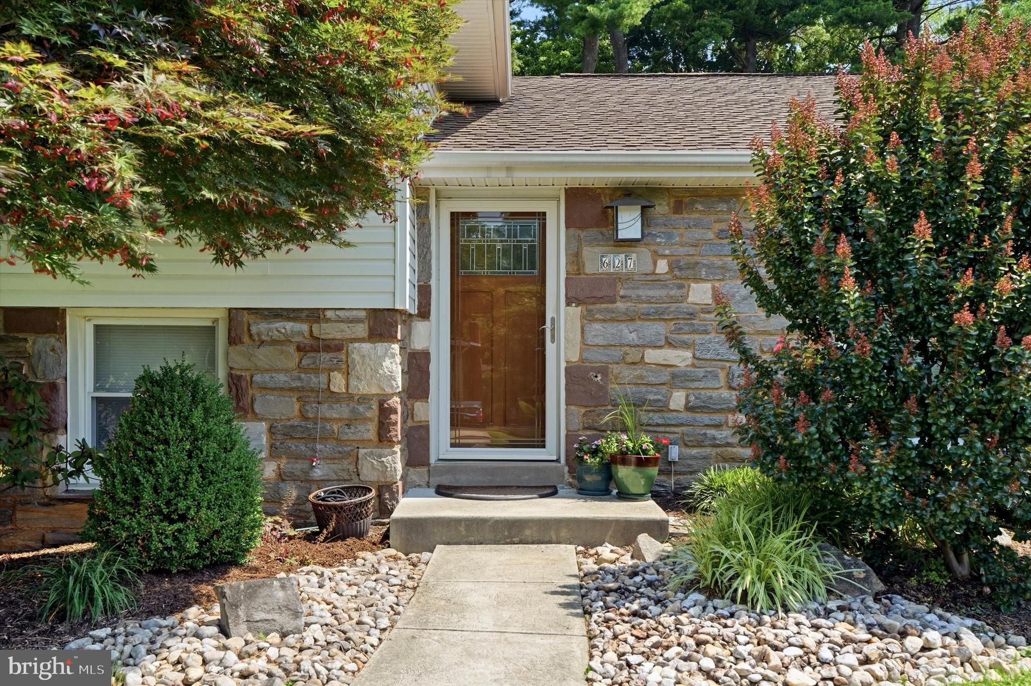 JUNE MEADOWS - Residential