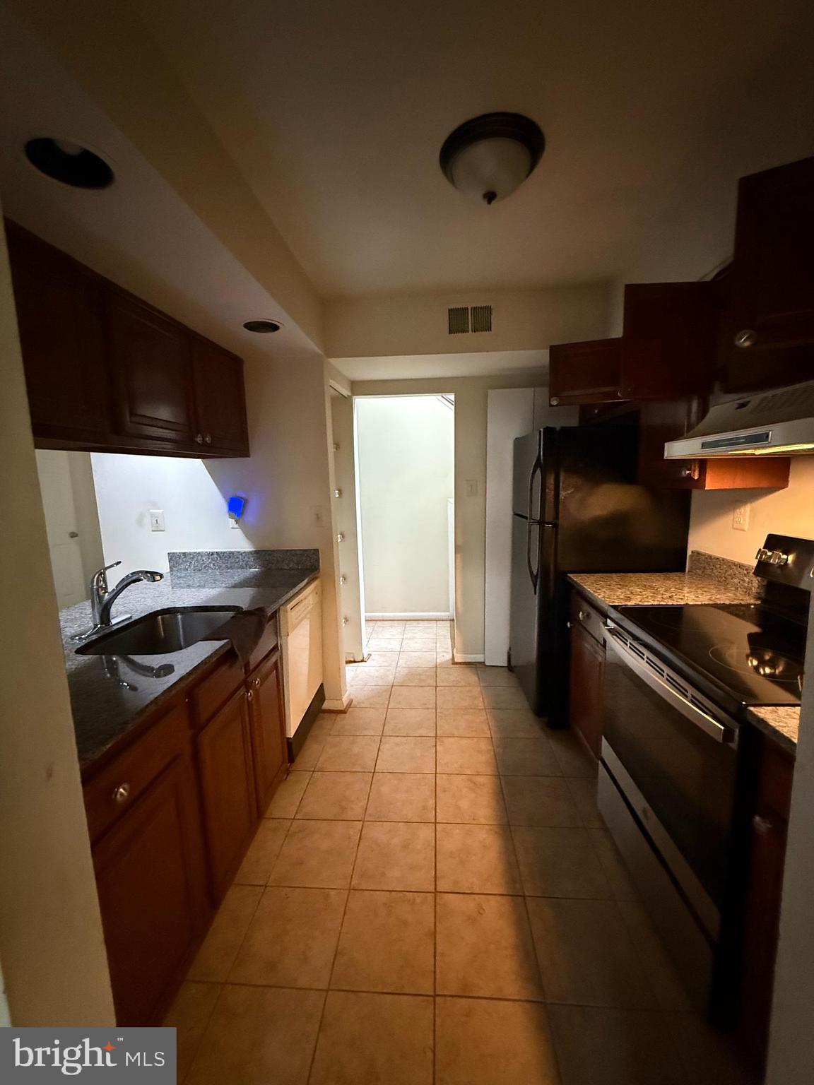 MARLBOROUGH CONDOMINIUM - Residential