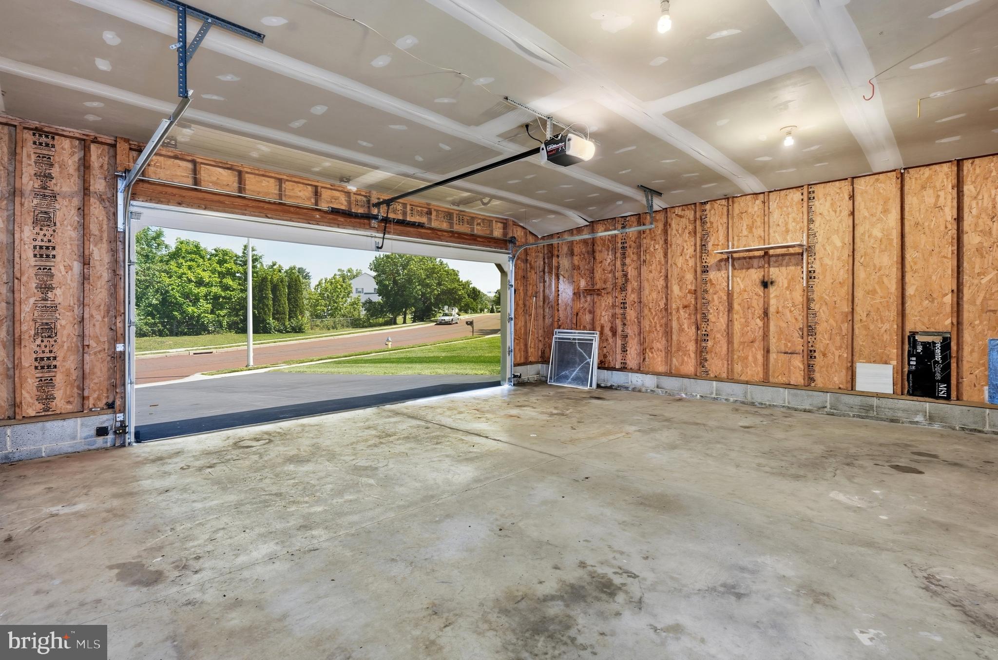 SOUTHRIDGE - Residential