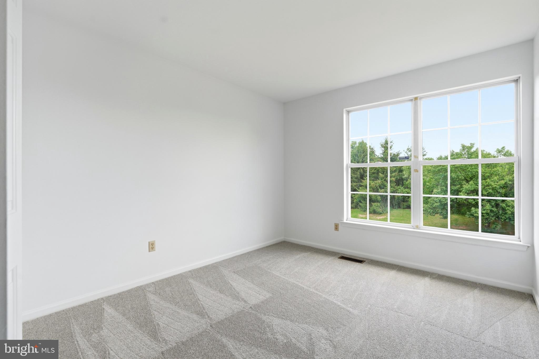 SOUTHRIDGE - Residential