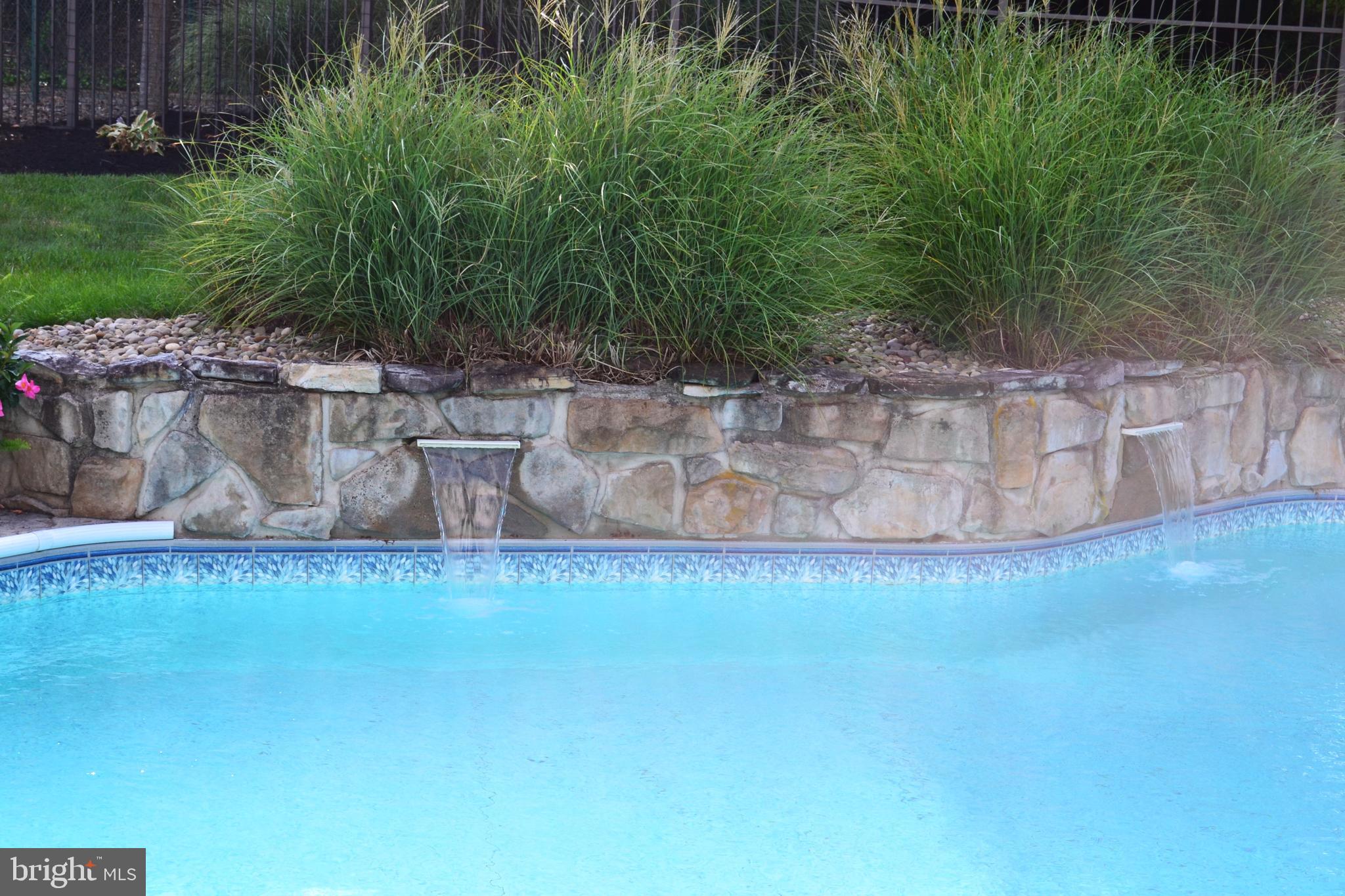 STONEY RUN - Residential