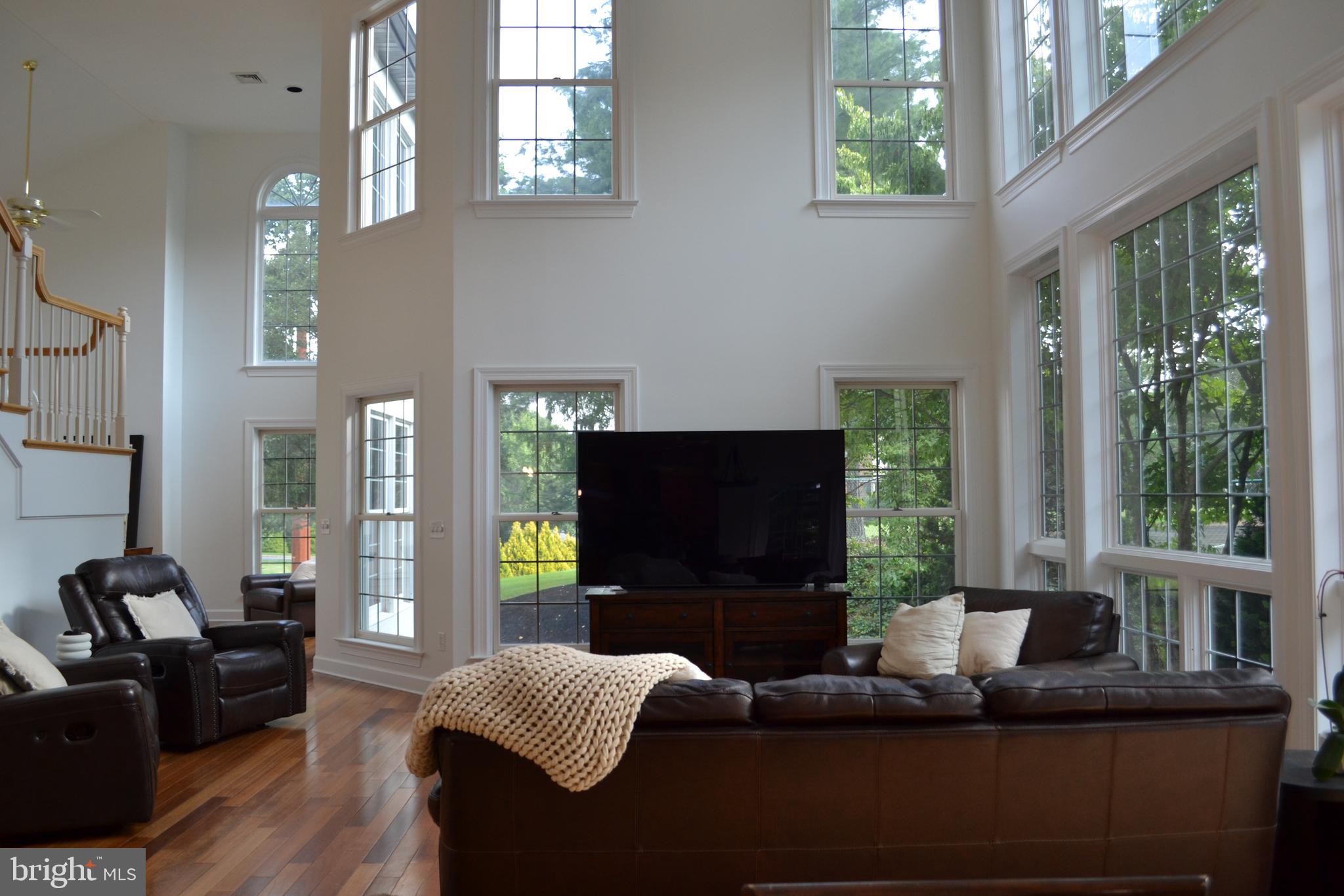 STONEY RUN - Residential