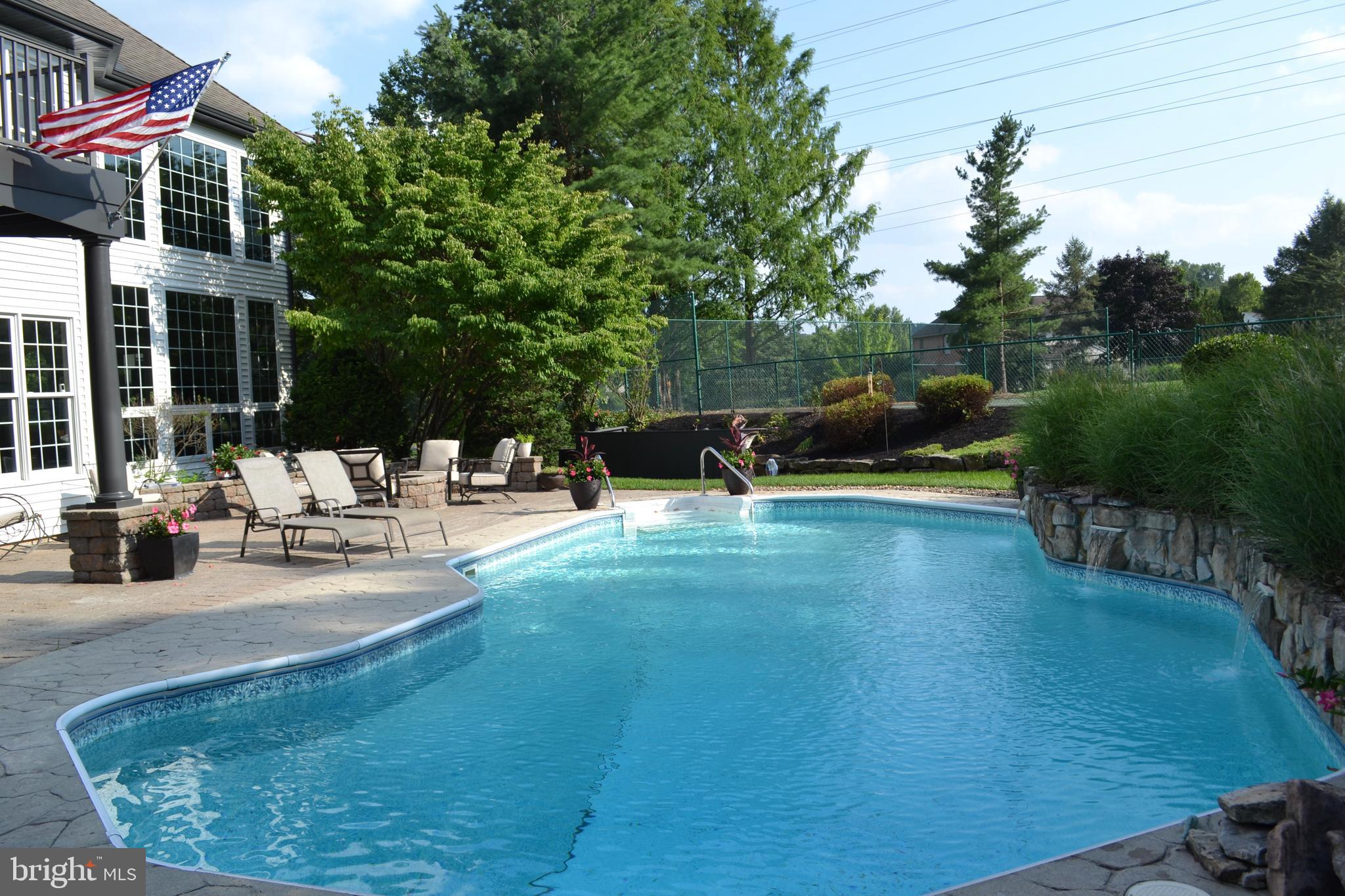 STONEY RUN - Residential